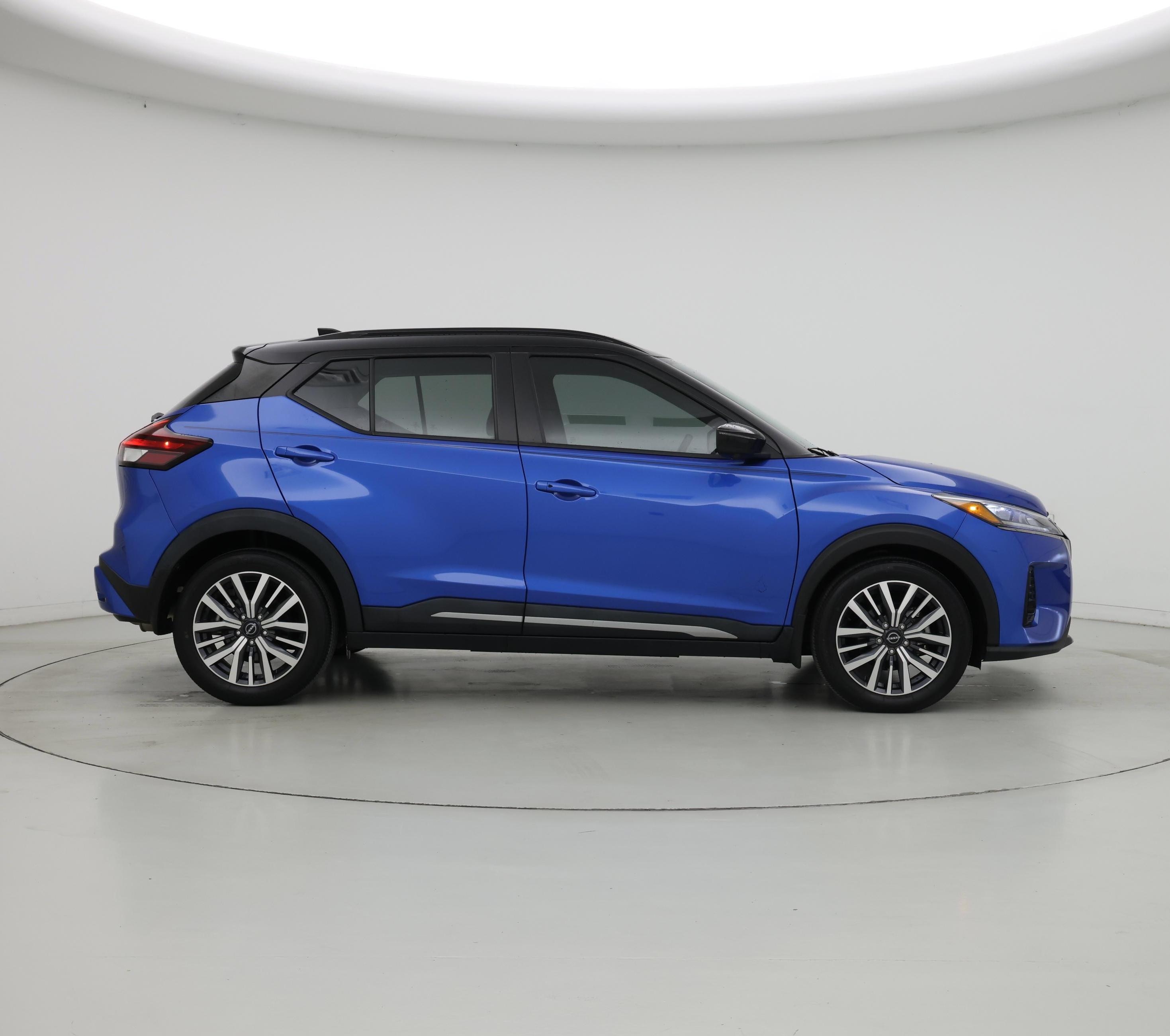 Thumbnail: 2023 Nissan Kicks - 7