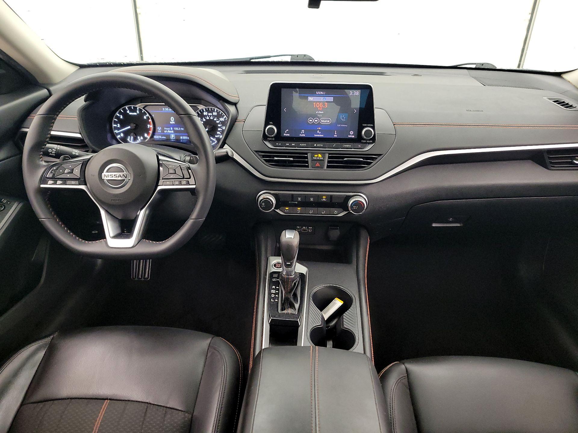 Thumbnail: 2020 Nissan Altima - 9