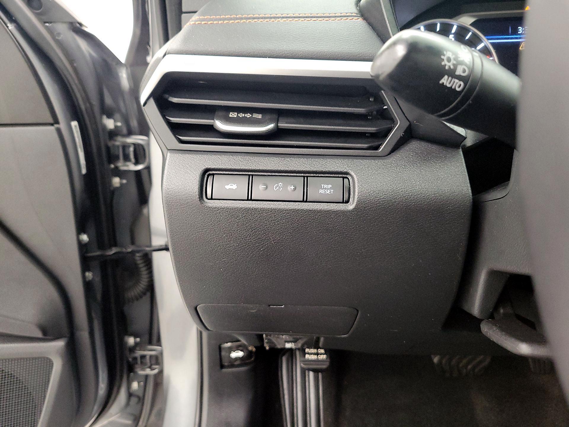 Thumbnail: 2020 Nissan Altima - 13