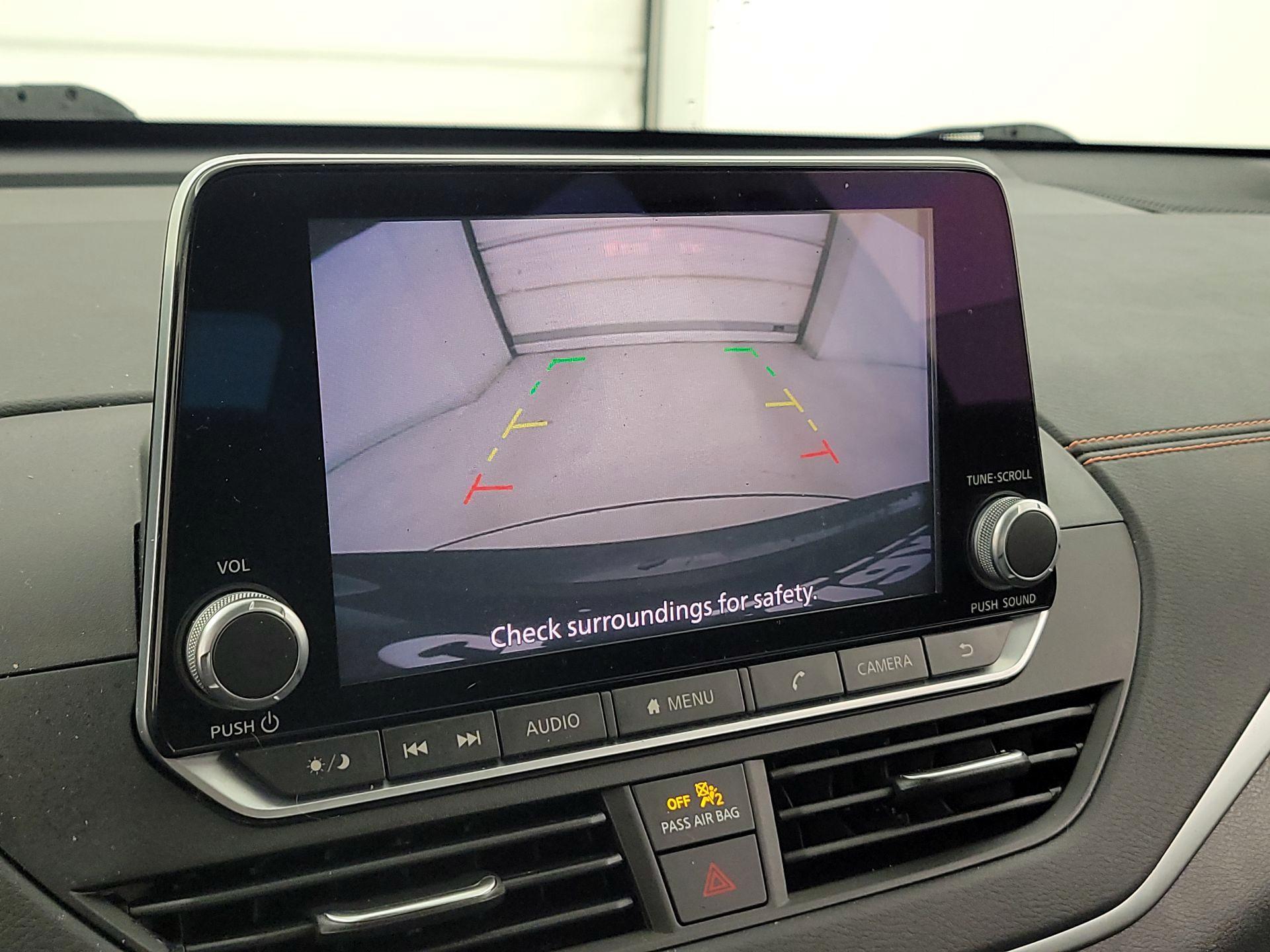 Thumbnail: 2020 Nissan Altima - 14