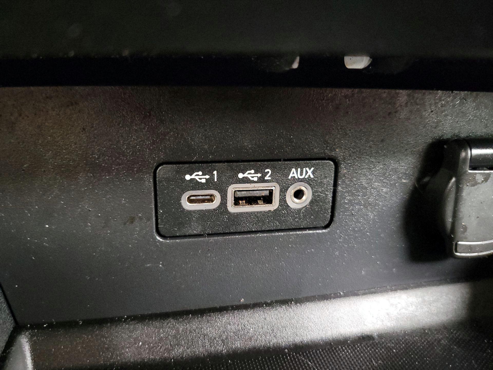 Thumbnail: 2020 Nissan Altima - 18