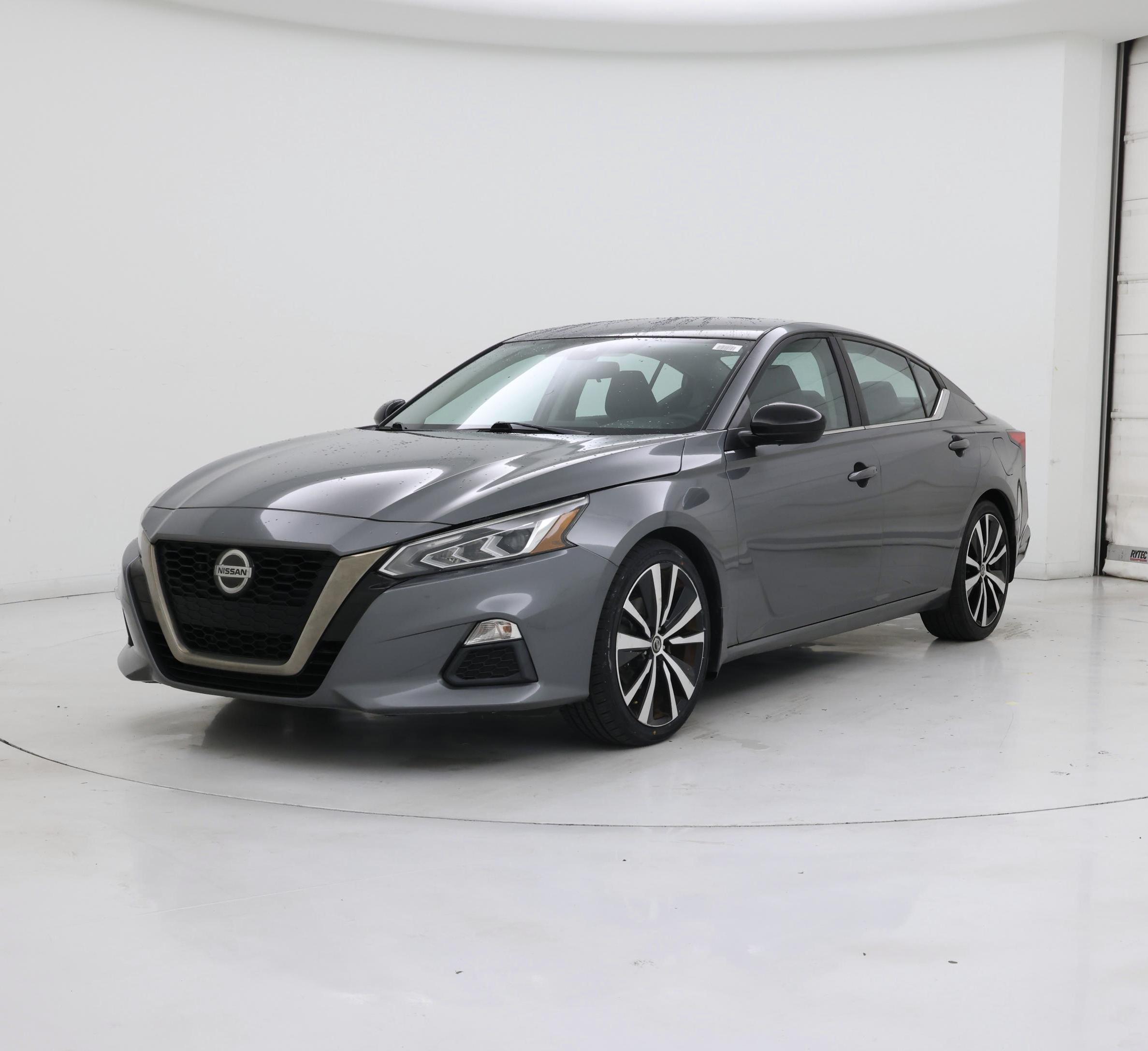 Thumbnail: 2020 Nissan Altima - 4