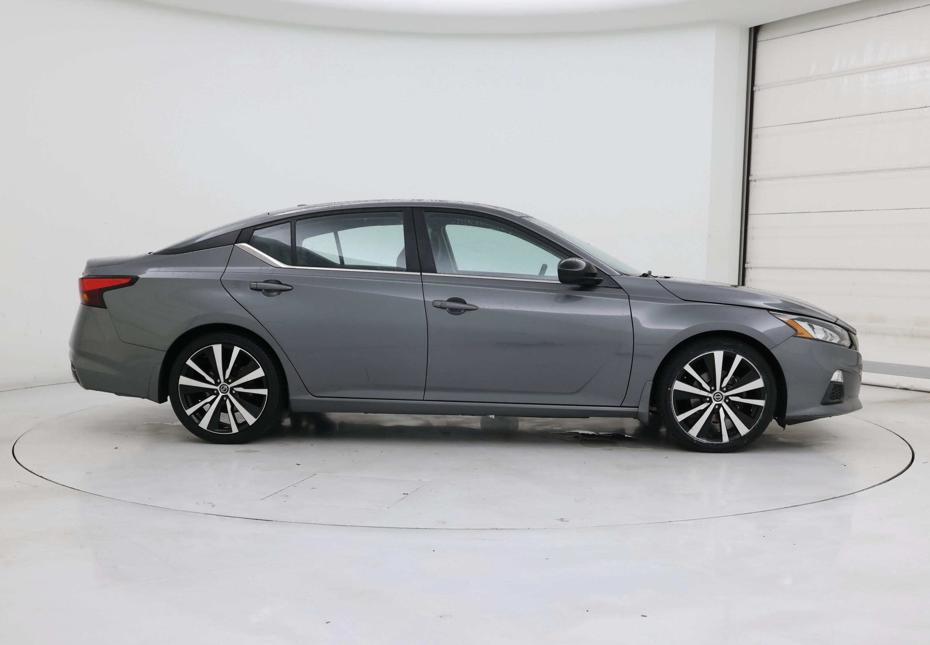 Thumbnail: 2020 Nissan Altima - 7