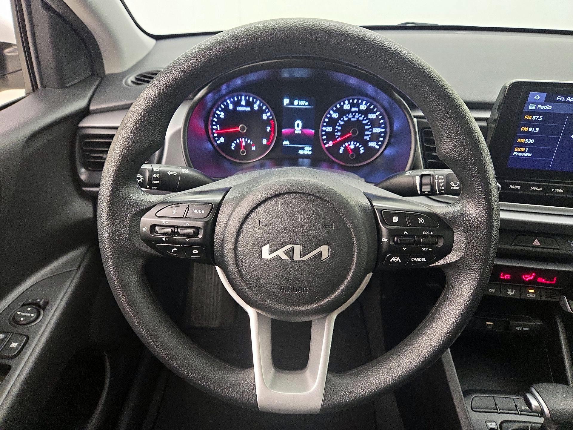 Thumbnail: 2023 Kia Rio - 10