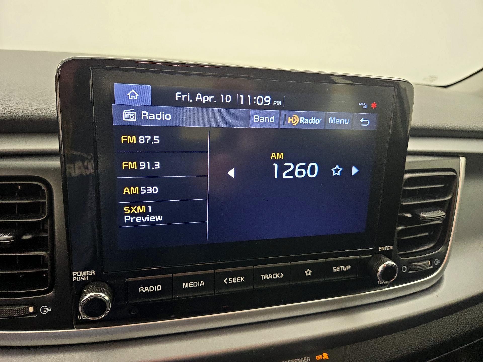 Thumbnail: 2023 Kia Rio - 15