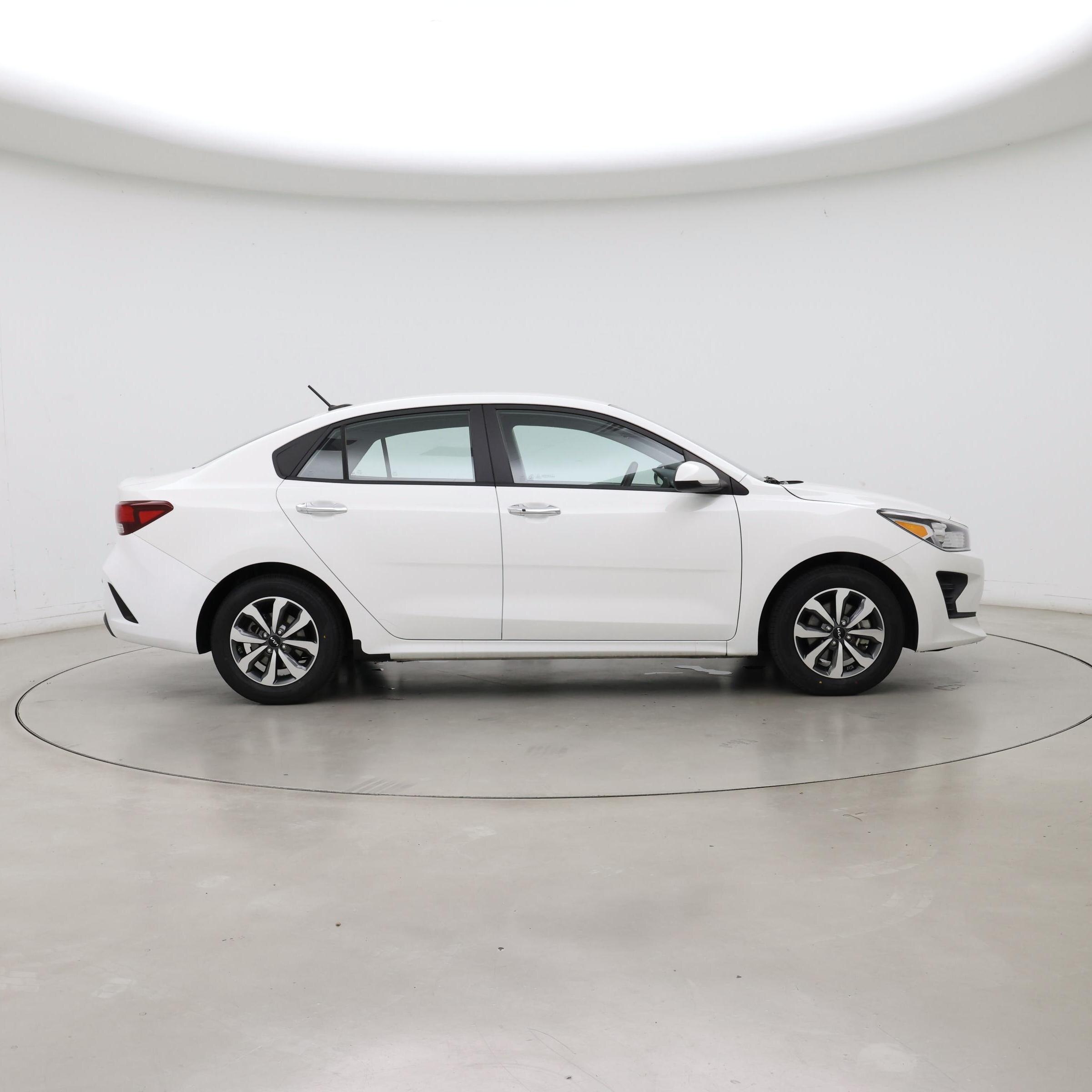 Thumbnail: 2023 Kia Rio - 7