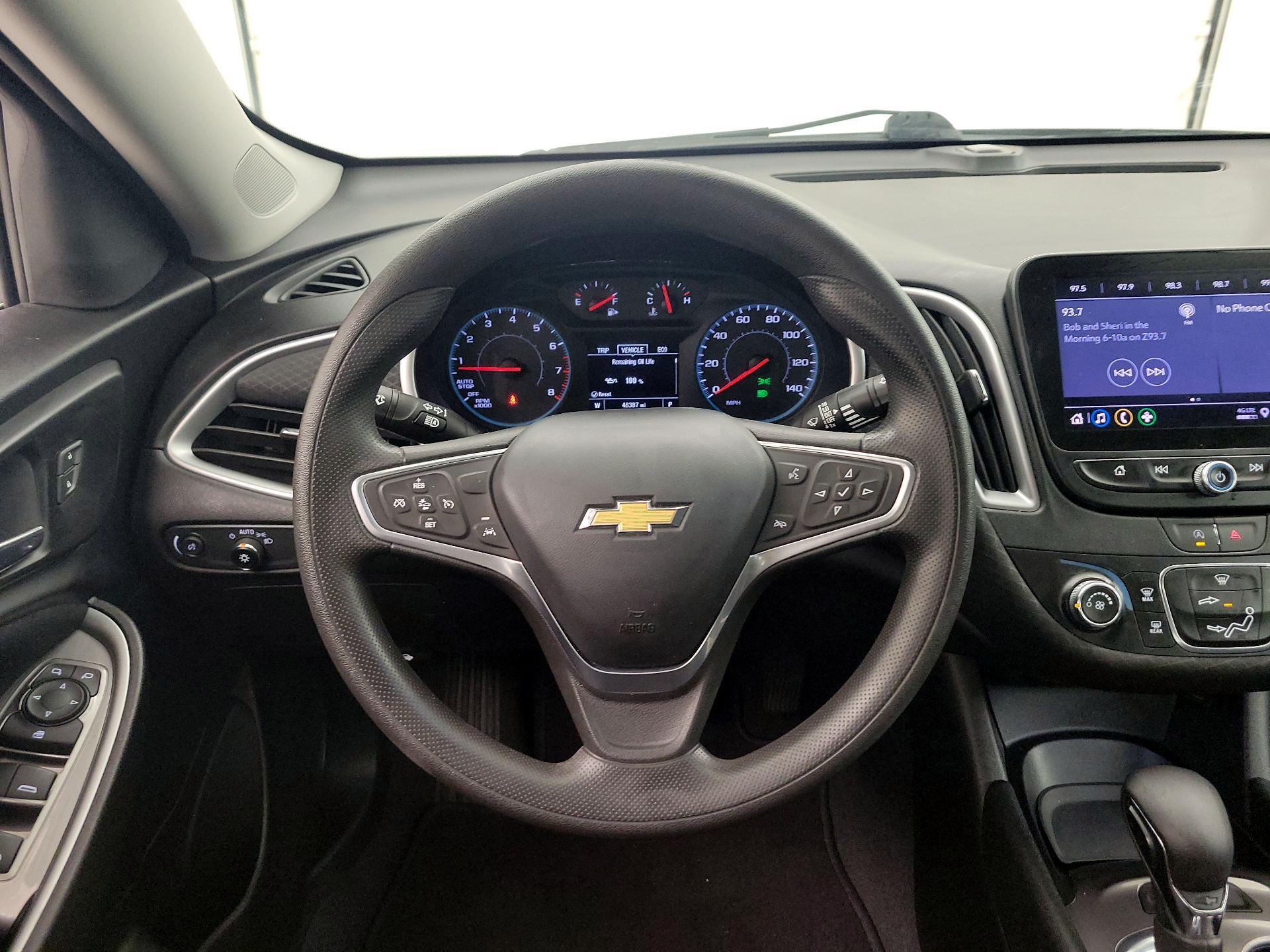 Thumbnail: 2023 Chevrolet Malibu - 10