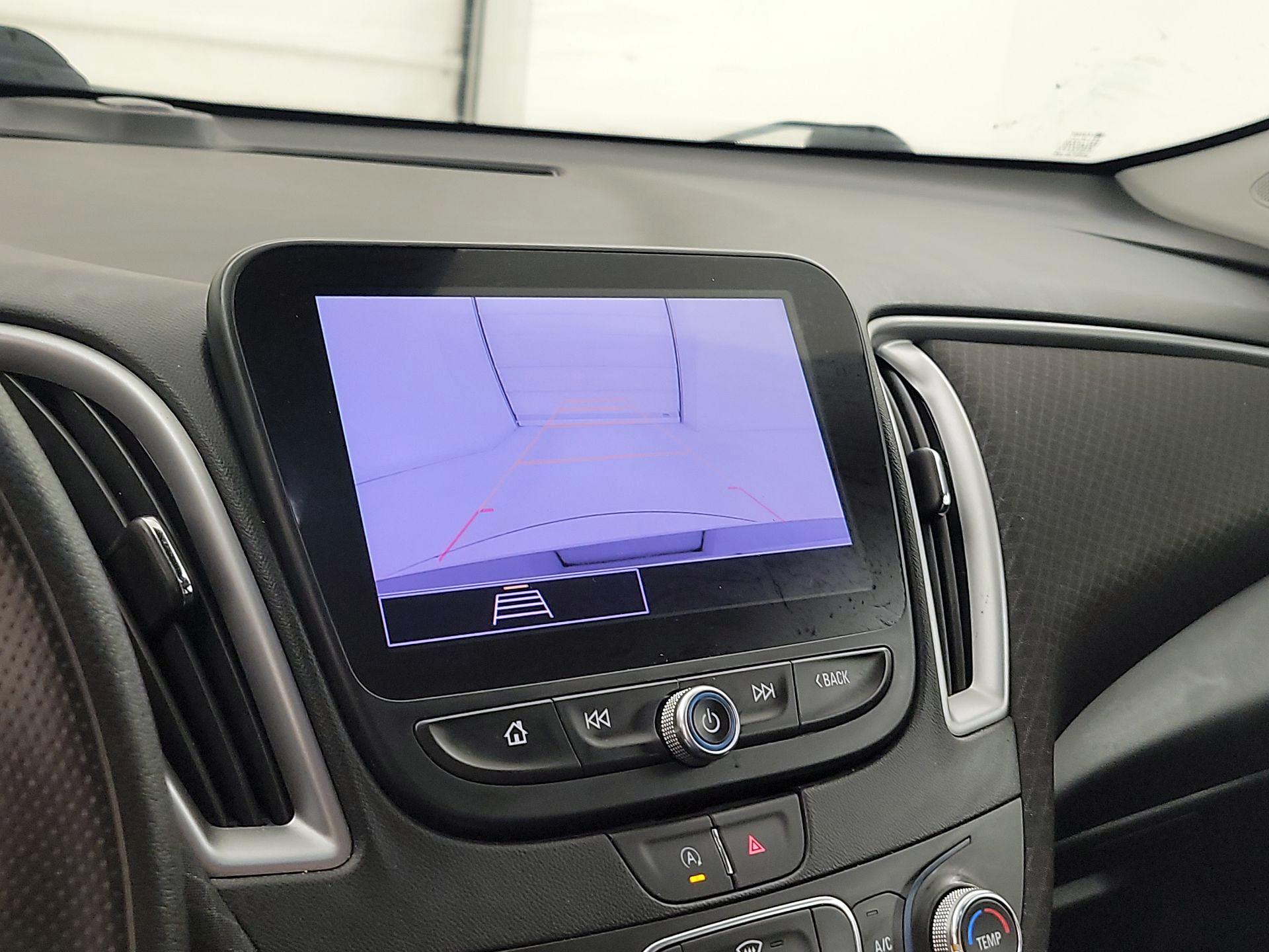 Thumbnail: 2023 Chevrolet Malibu - 14