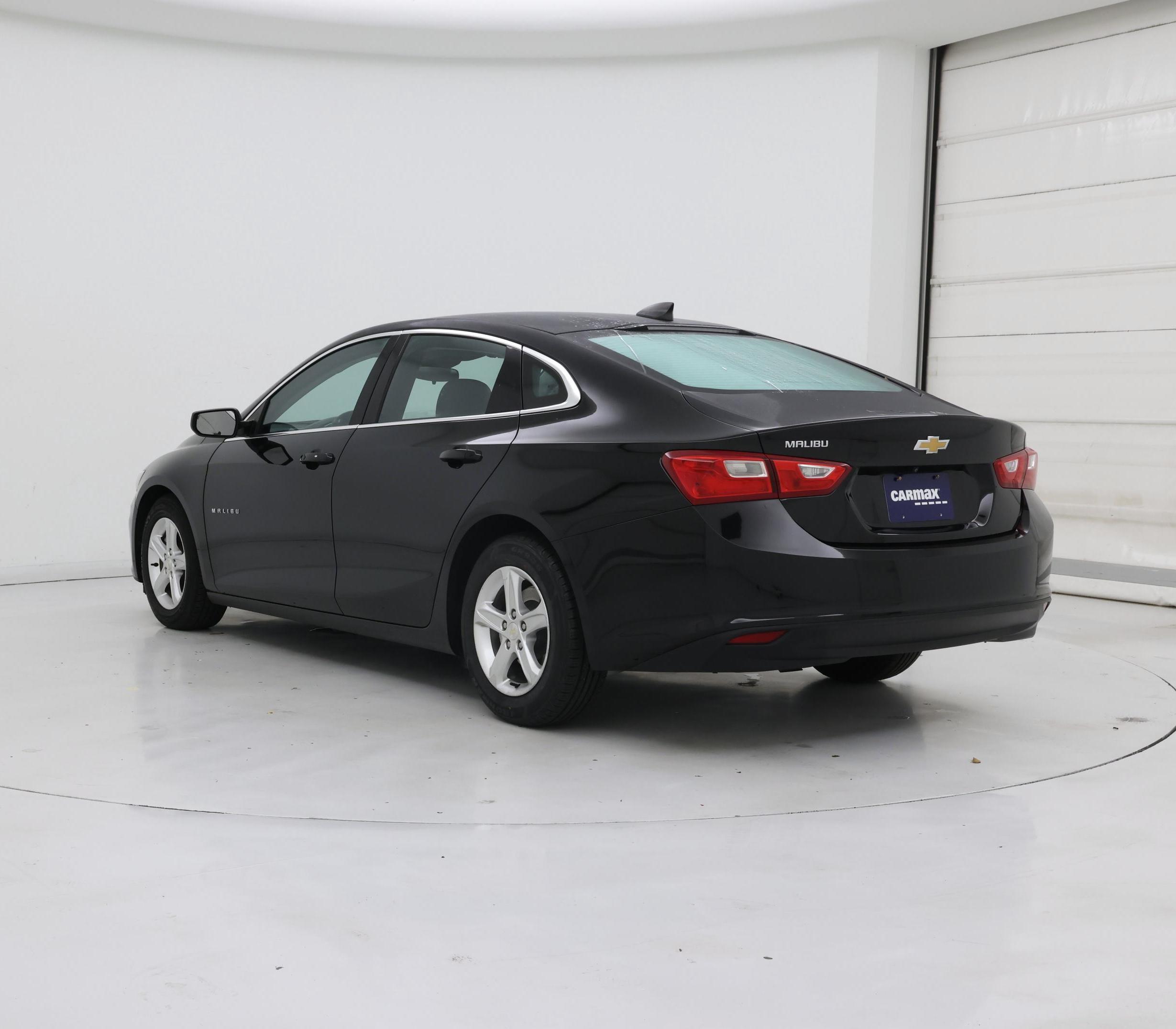 Thumbnail: 2023 Chevrolet Malibu - 2