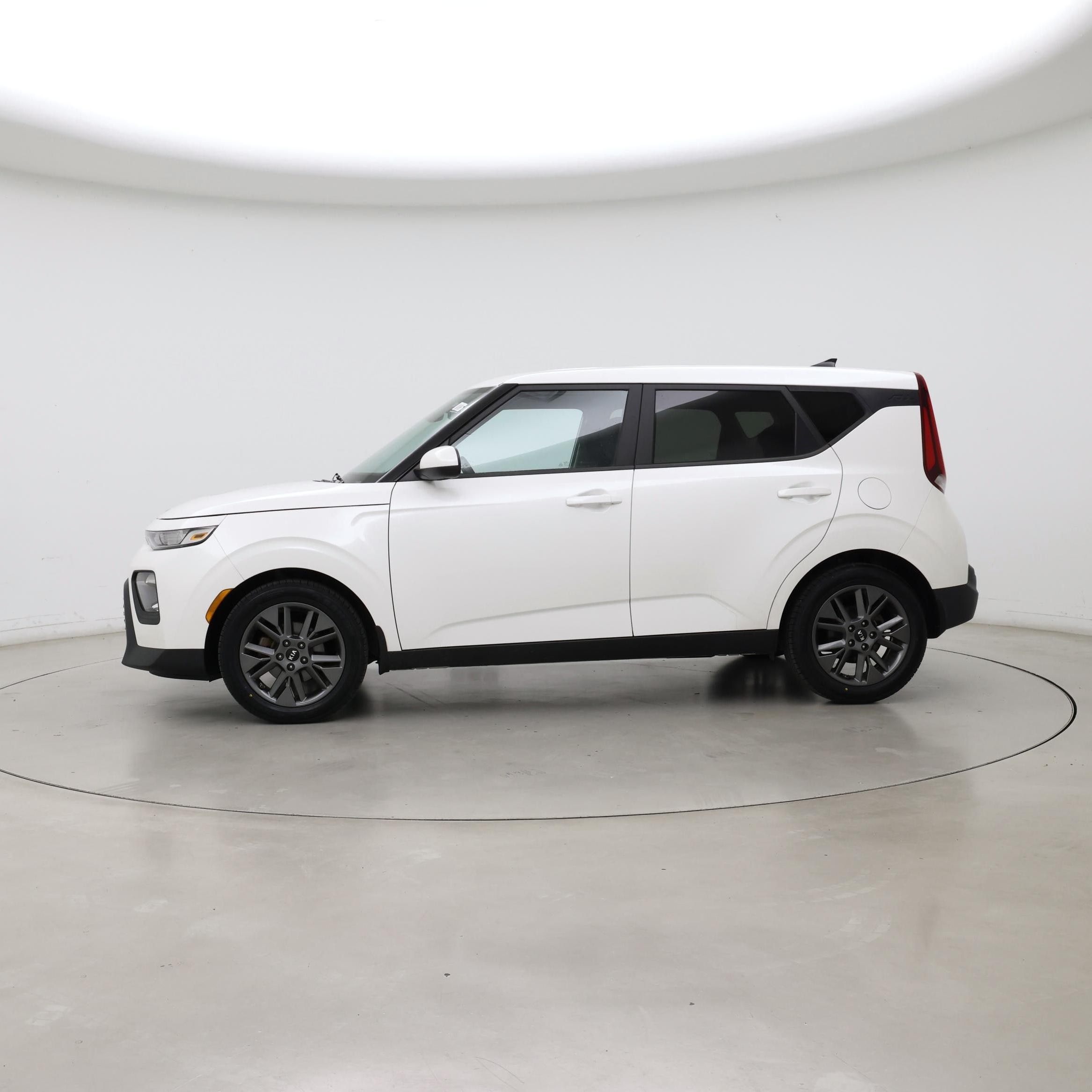 Thumbnail: 2021 Kia Soul - 3