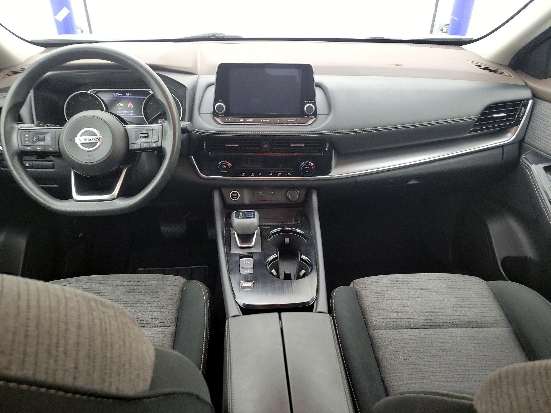 Thumbnail: 2021 Nissan Rogue - 9