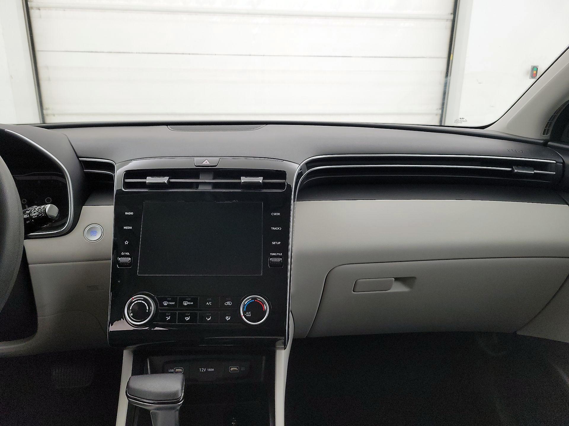 Thumbnail: 2022 Hyundai Tucson - 9