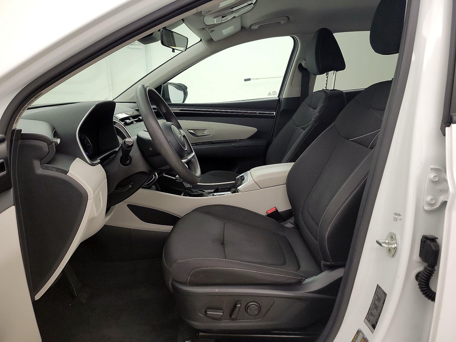 Thumbnail: 2022 Hyundai Tucson - 11