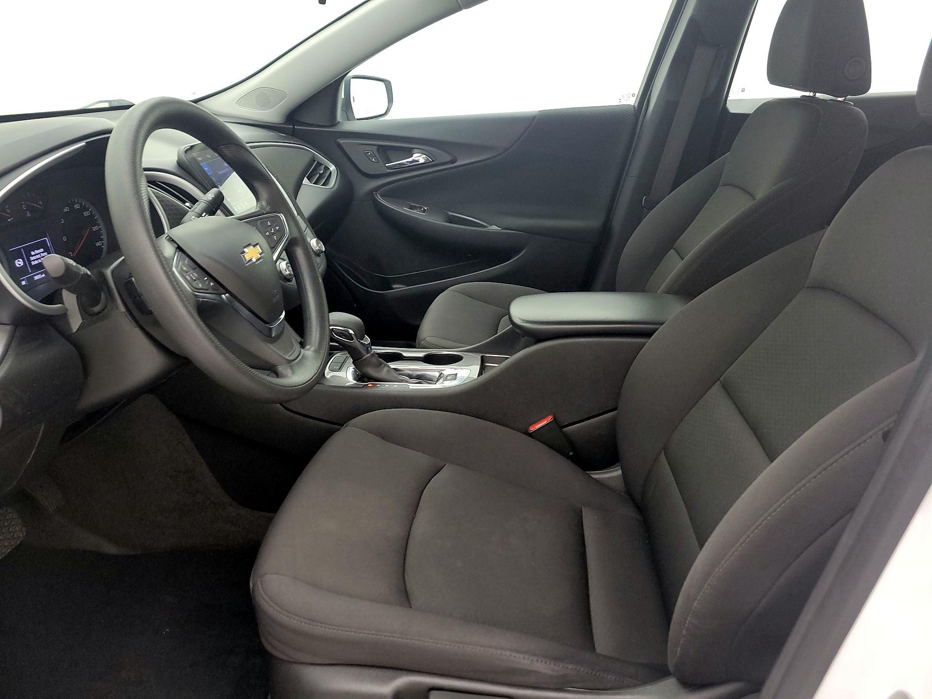 Thumbnail: 2024 Chevrolet Malibu - 11