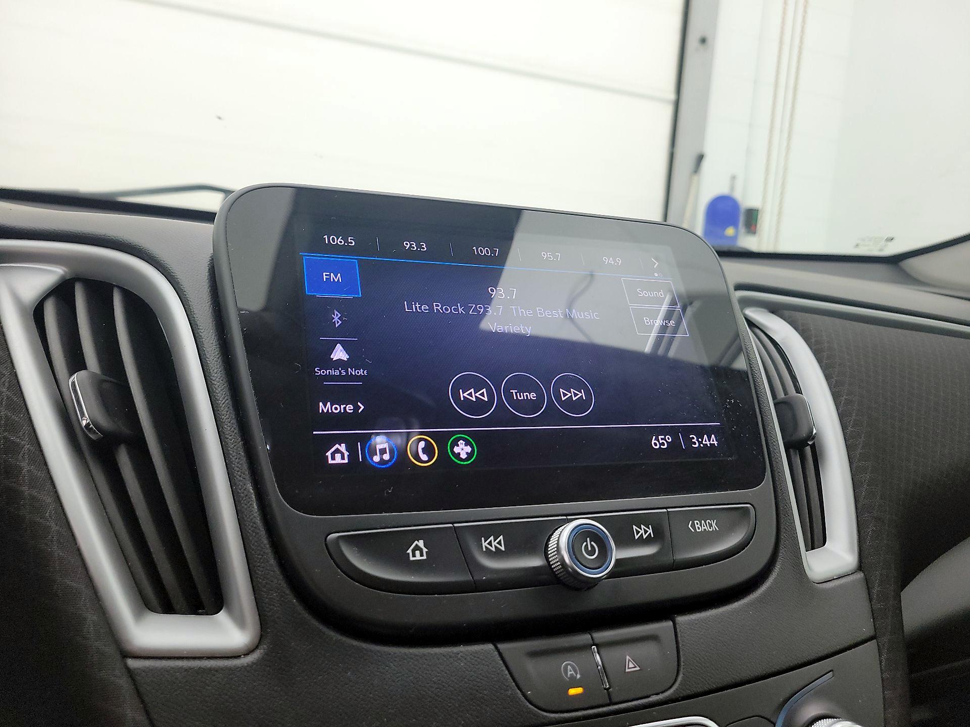 Thumbnail: 2024 Chevrolet Malibu - 15