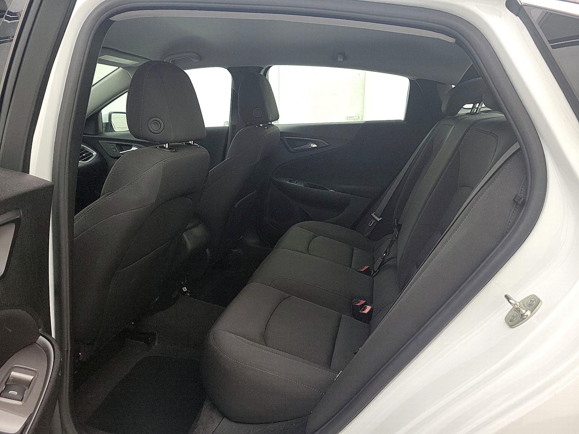 Thumbnail: 2024 Chevrolet Malibu - 18