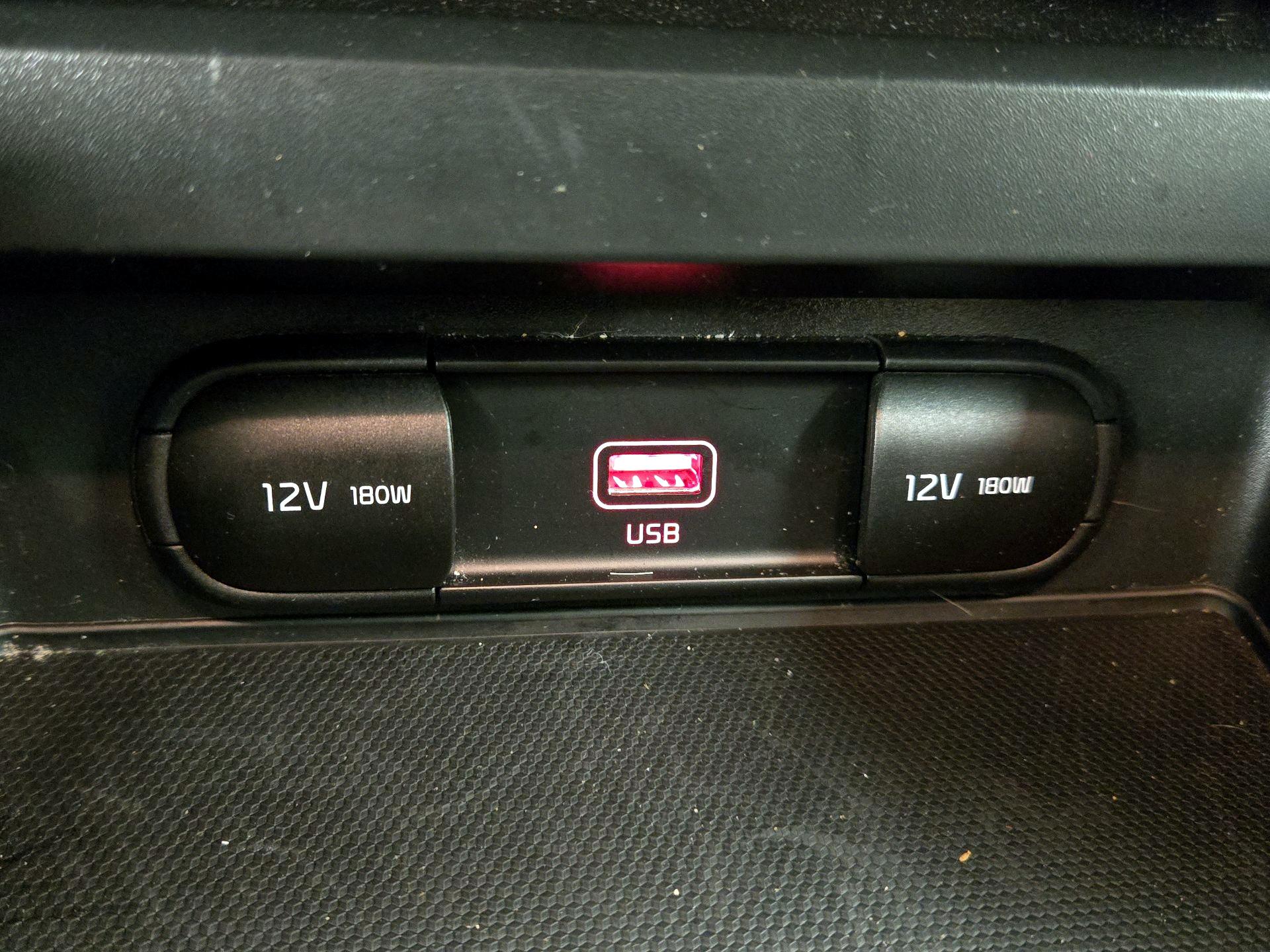 Thumbnail: 2021 Kia Soul - 18