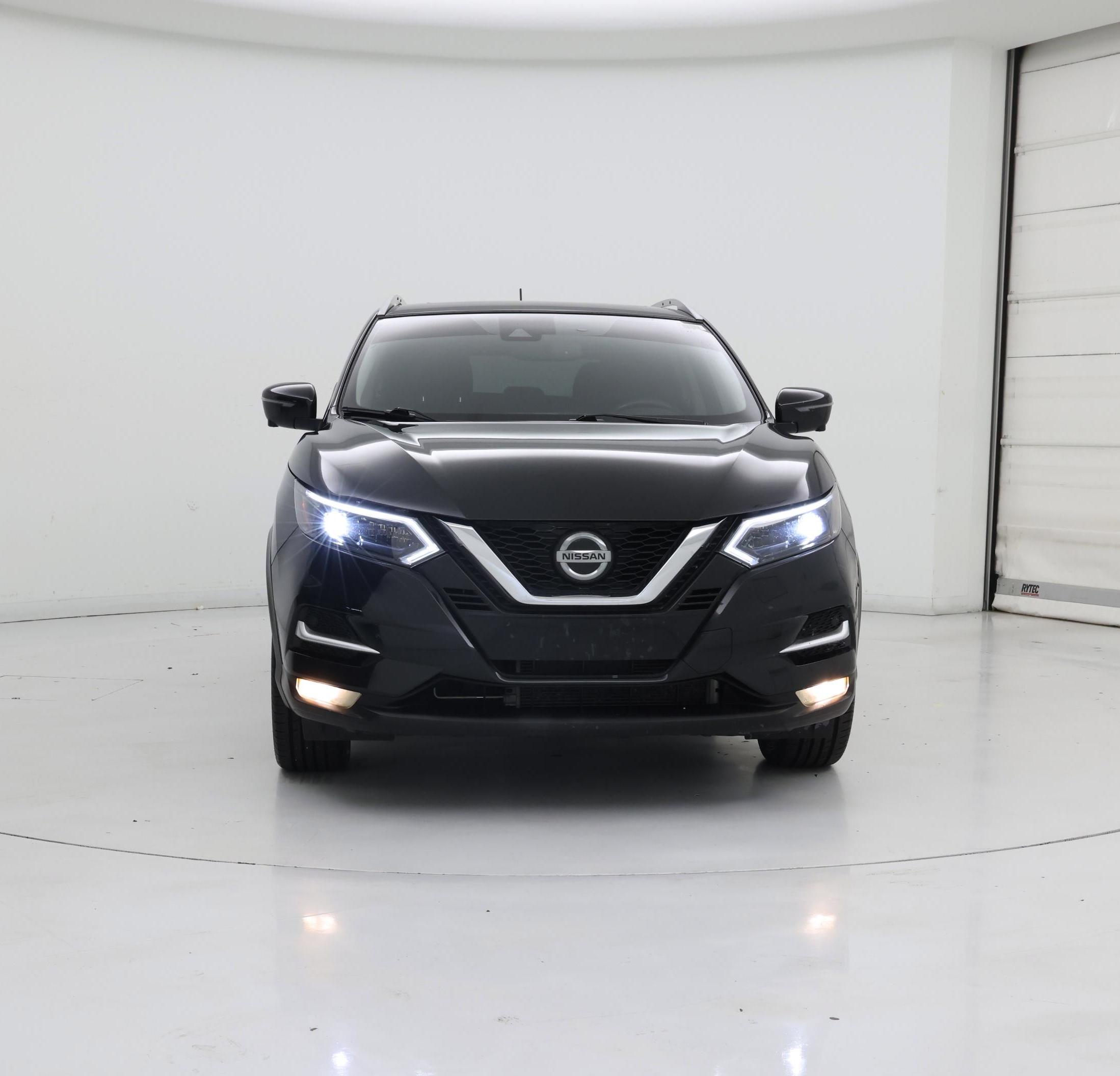 Thumbnail: 2021 Nissan Rogue Sport - 5