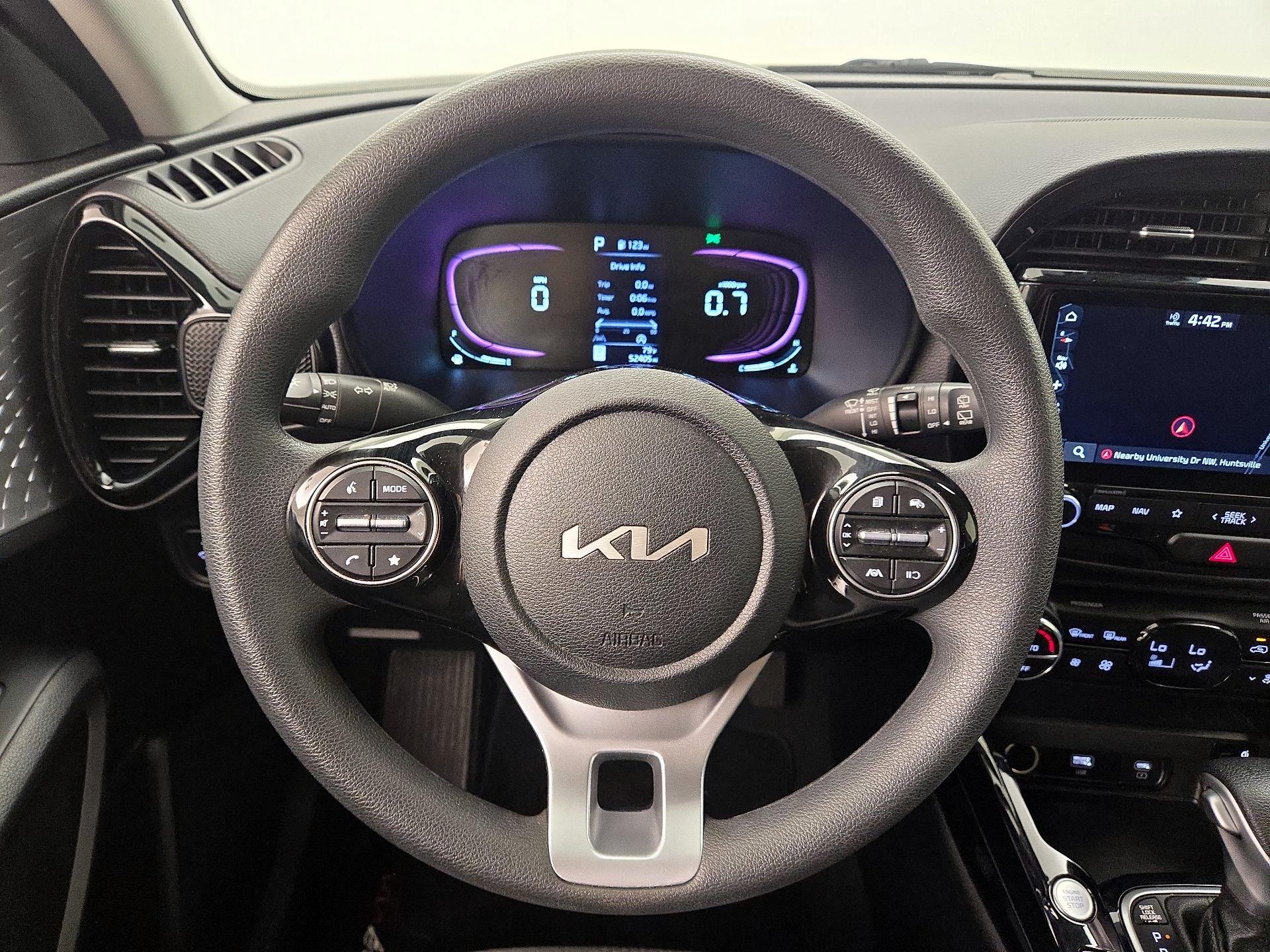 Thumbnail: 2023 Kia Soul - 10