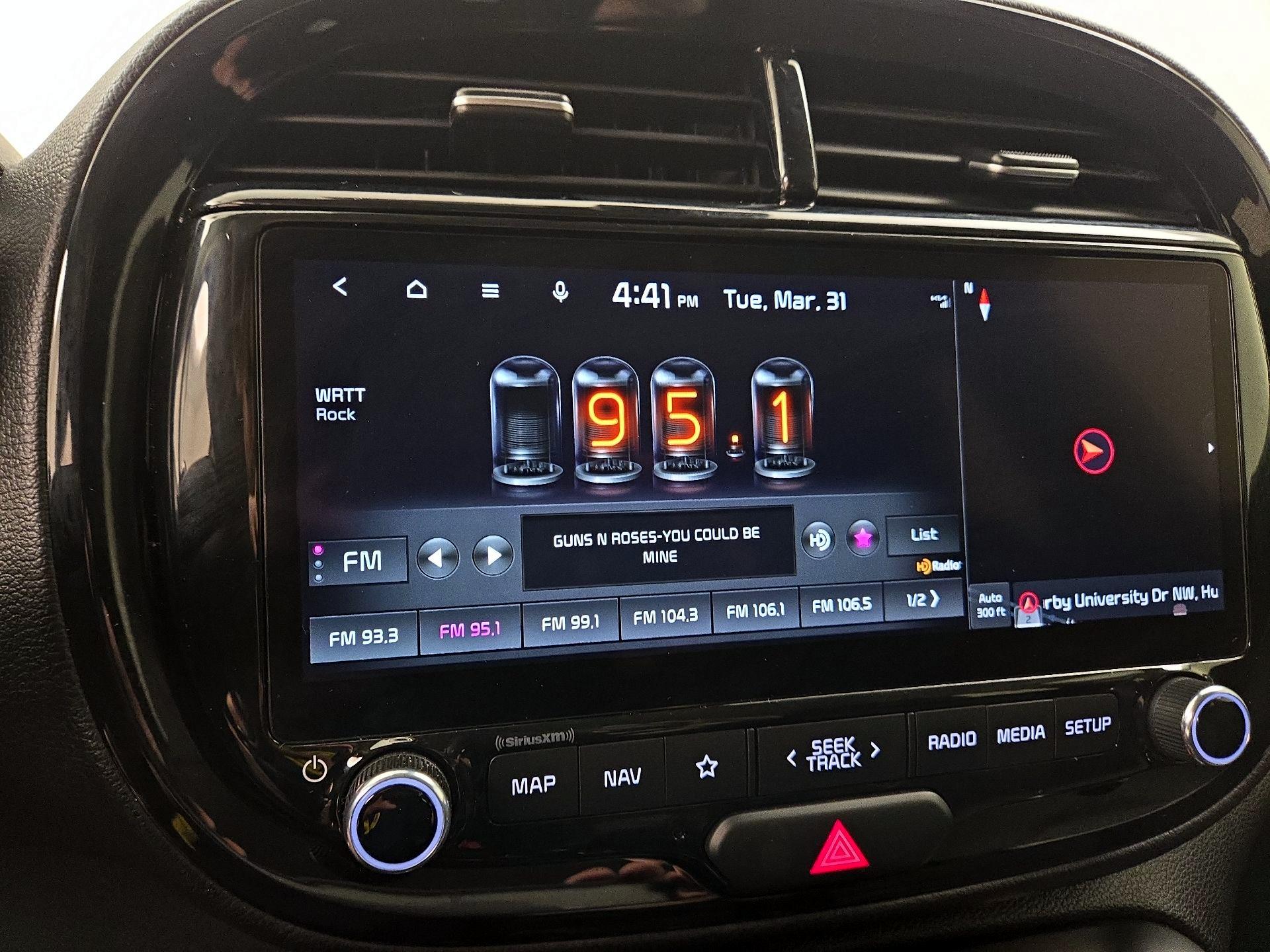 Thumbnail: 2023 Kia Soul - 16