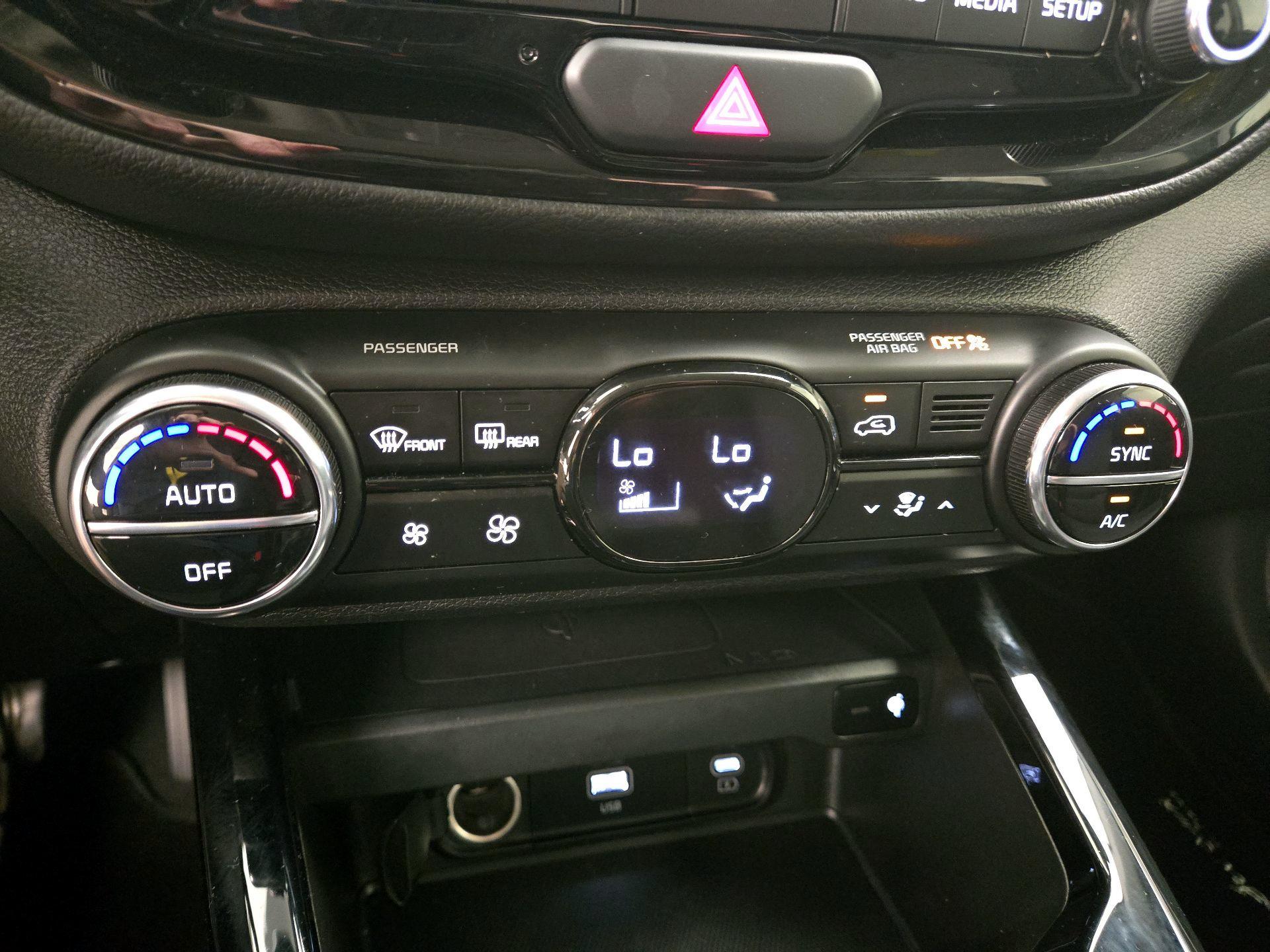 Thumbnail: 2023 Kia Soul - 17