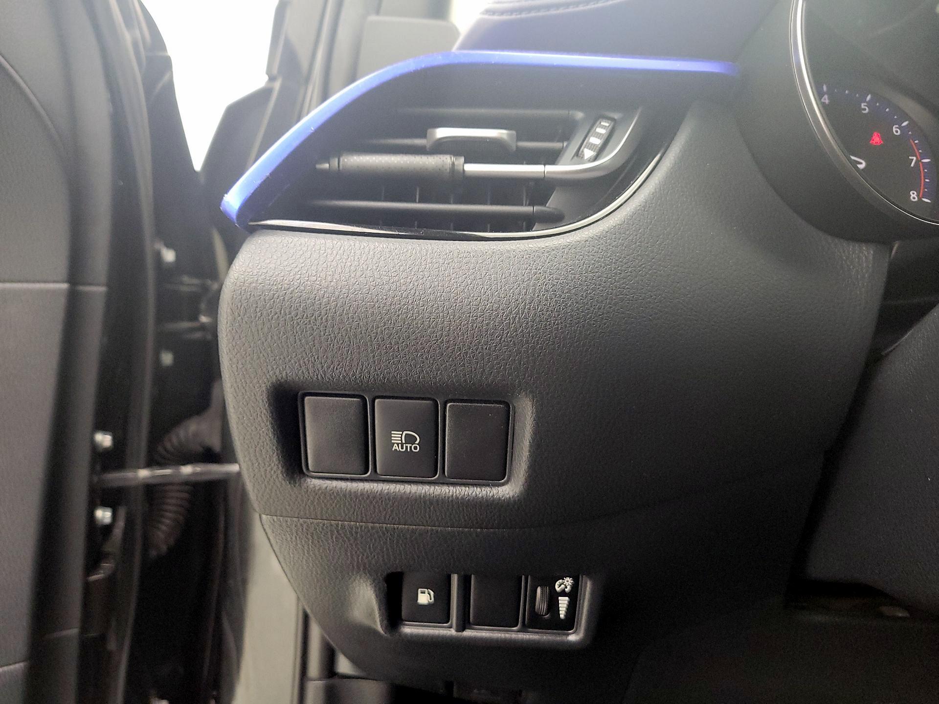 Thumbnail: 2020 Toyota C-HR - 13