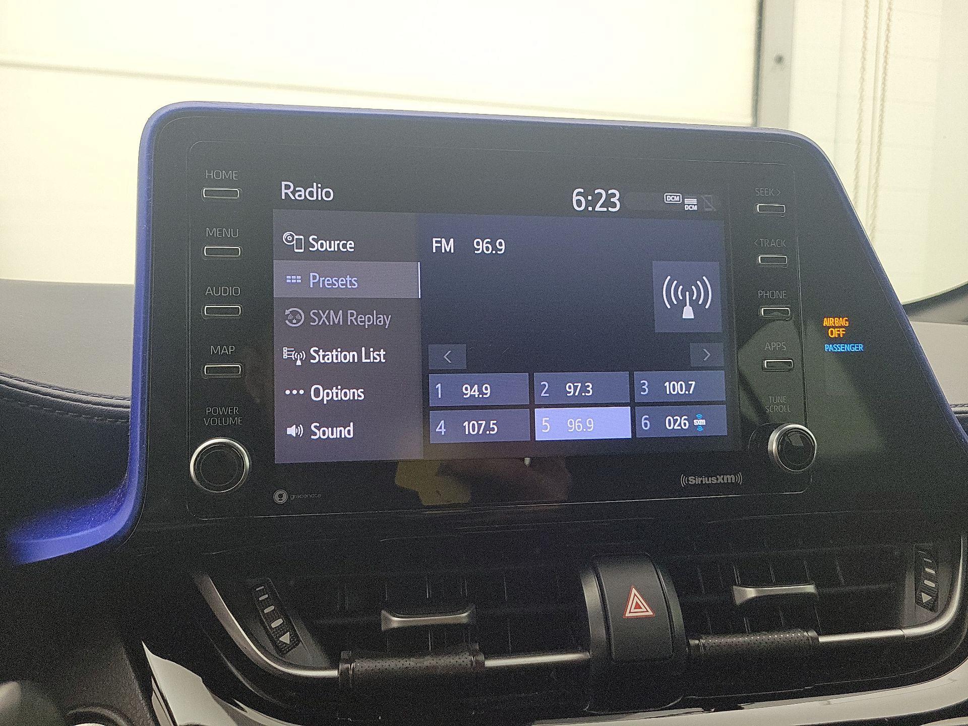 Thumbnail: 2020 Toyota C-HR - 15