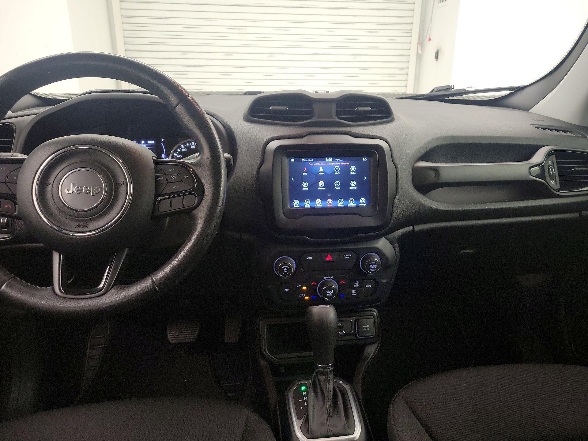 Thumbnail: 2020 Jeep Renegade - 9