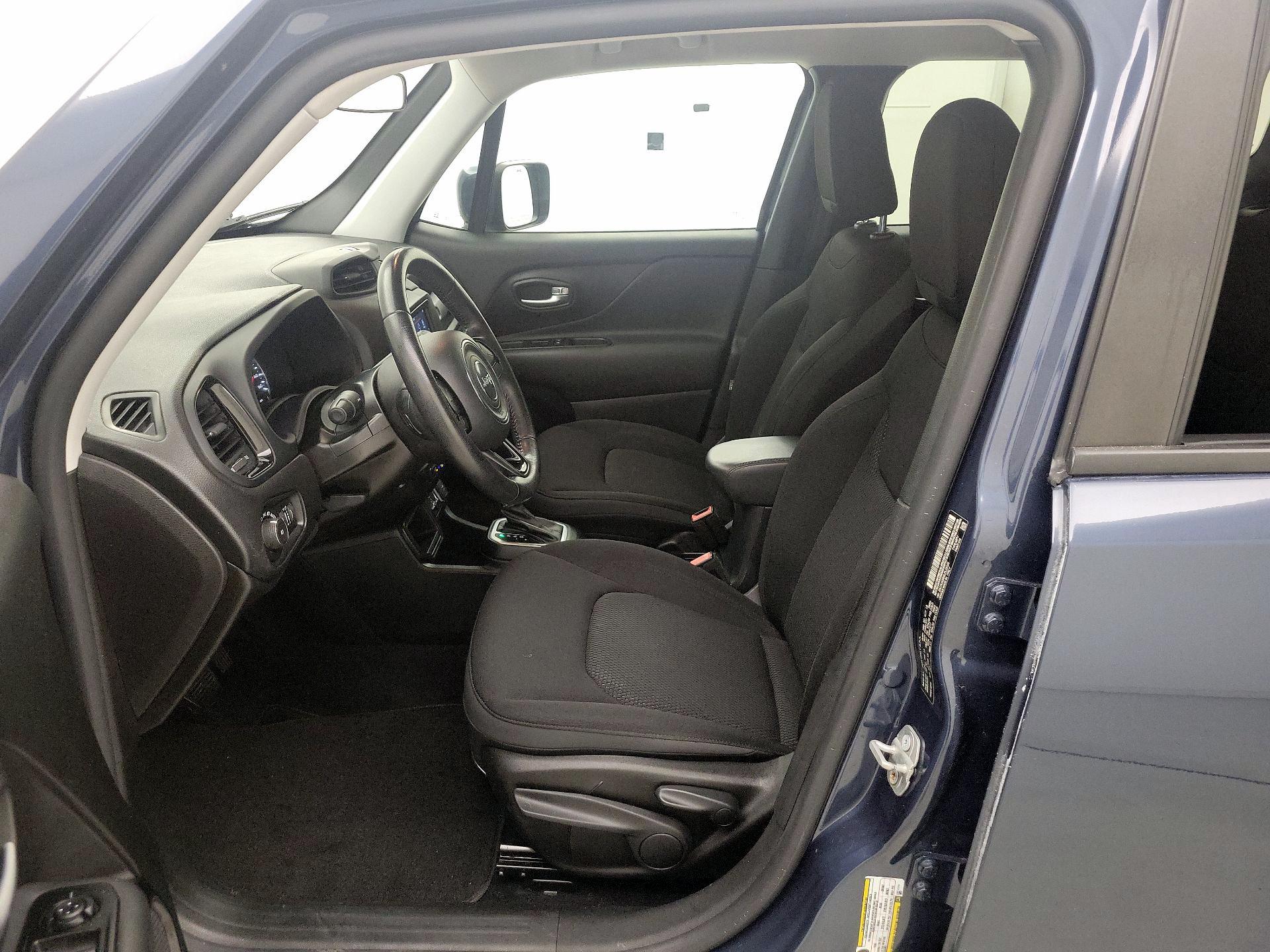 Thumbnail: 2020 Jeep Renegade - 11