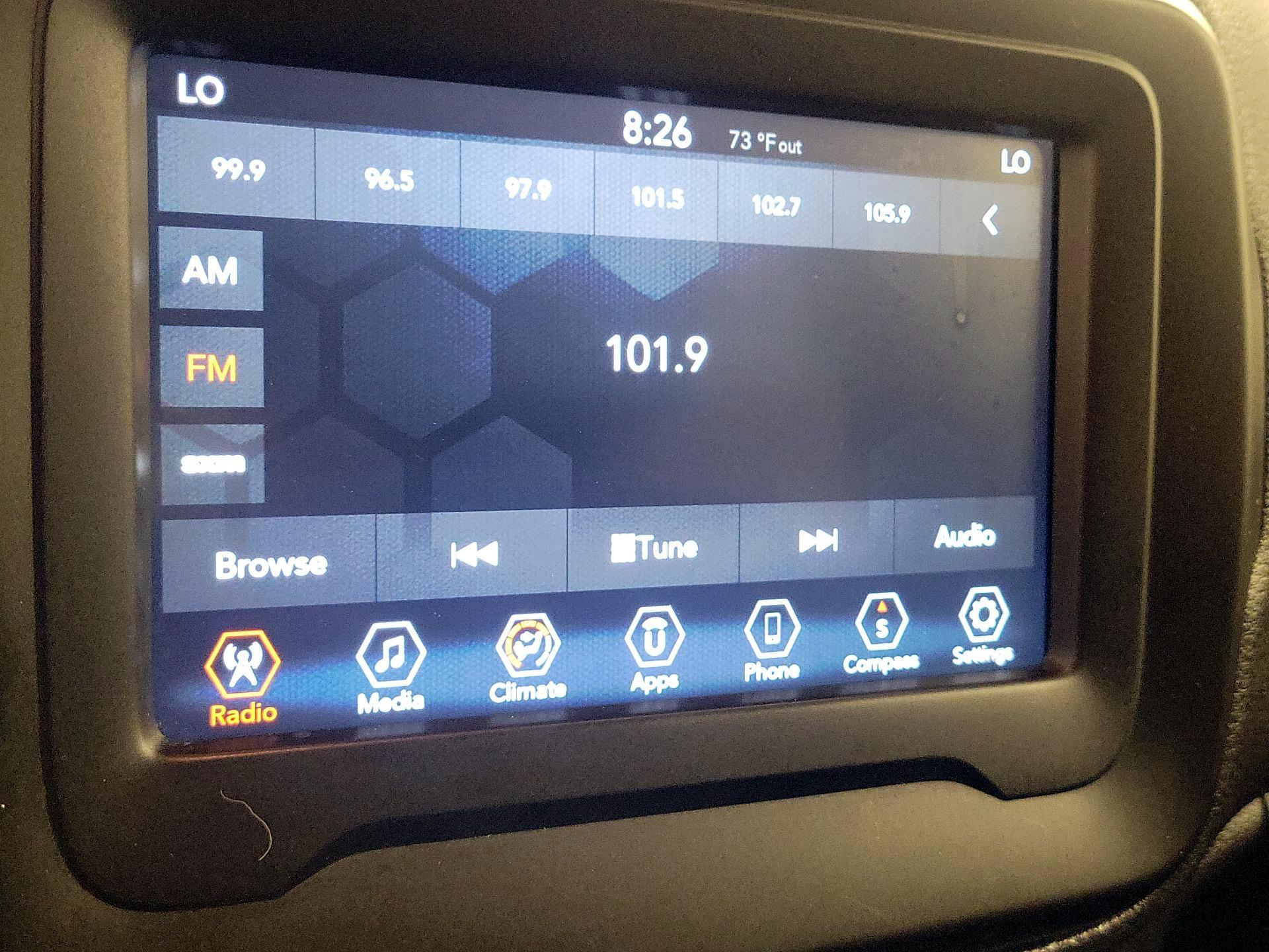 Thumbnail: 2020 Jeep Renegade - 15