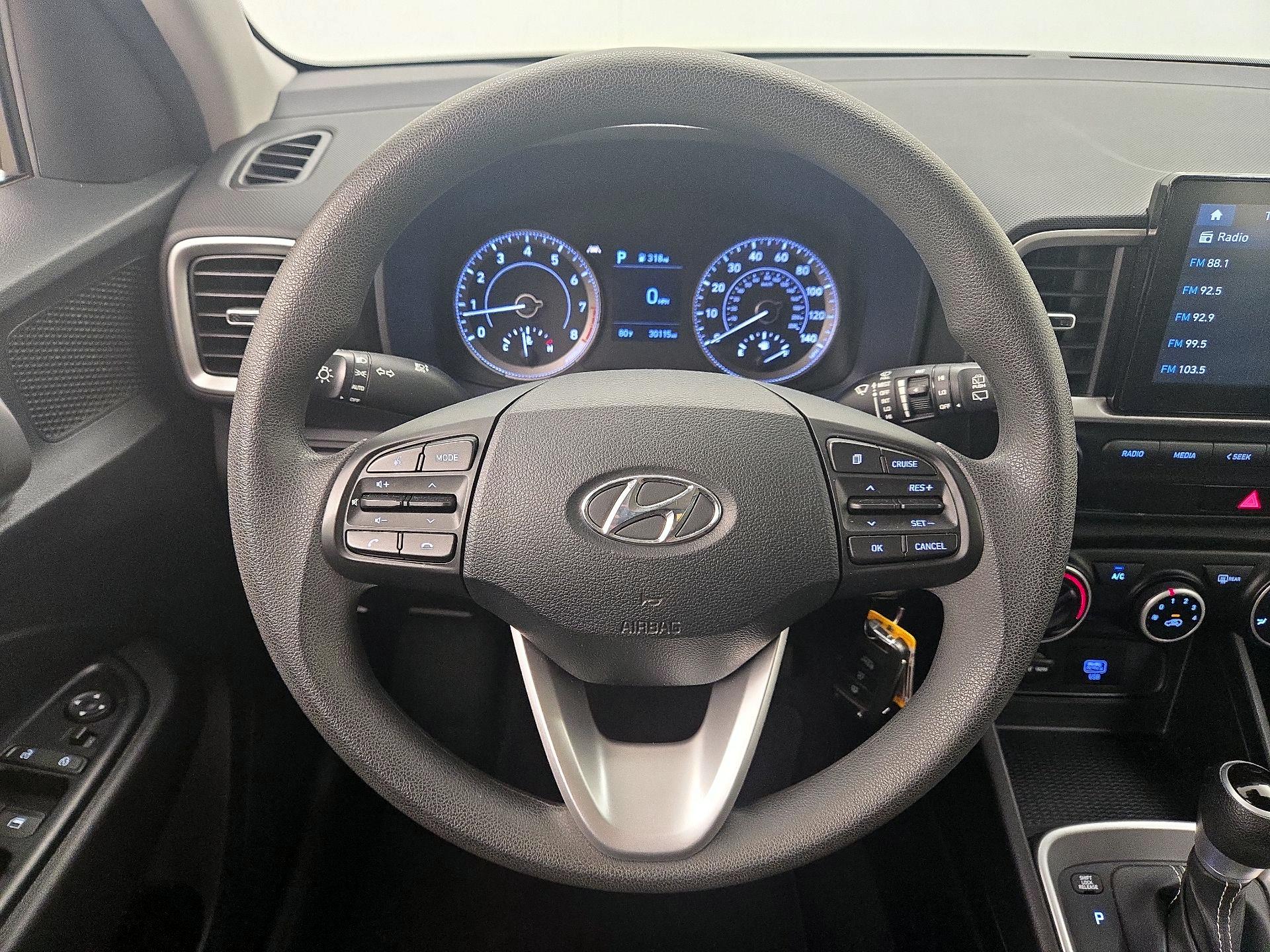 Thumbnail: 2021 Hyundai Venue - 10