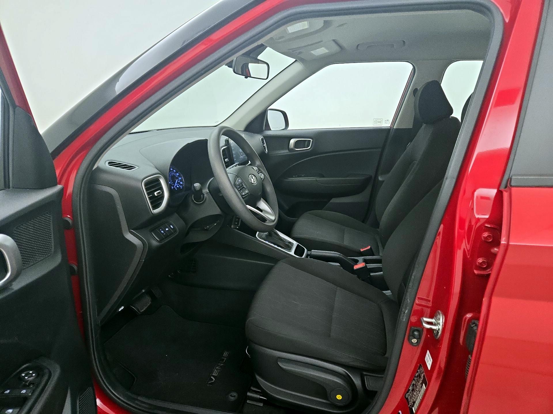 Thumbnail: 2021 Hyundai Venue - 11