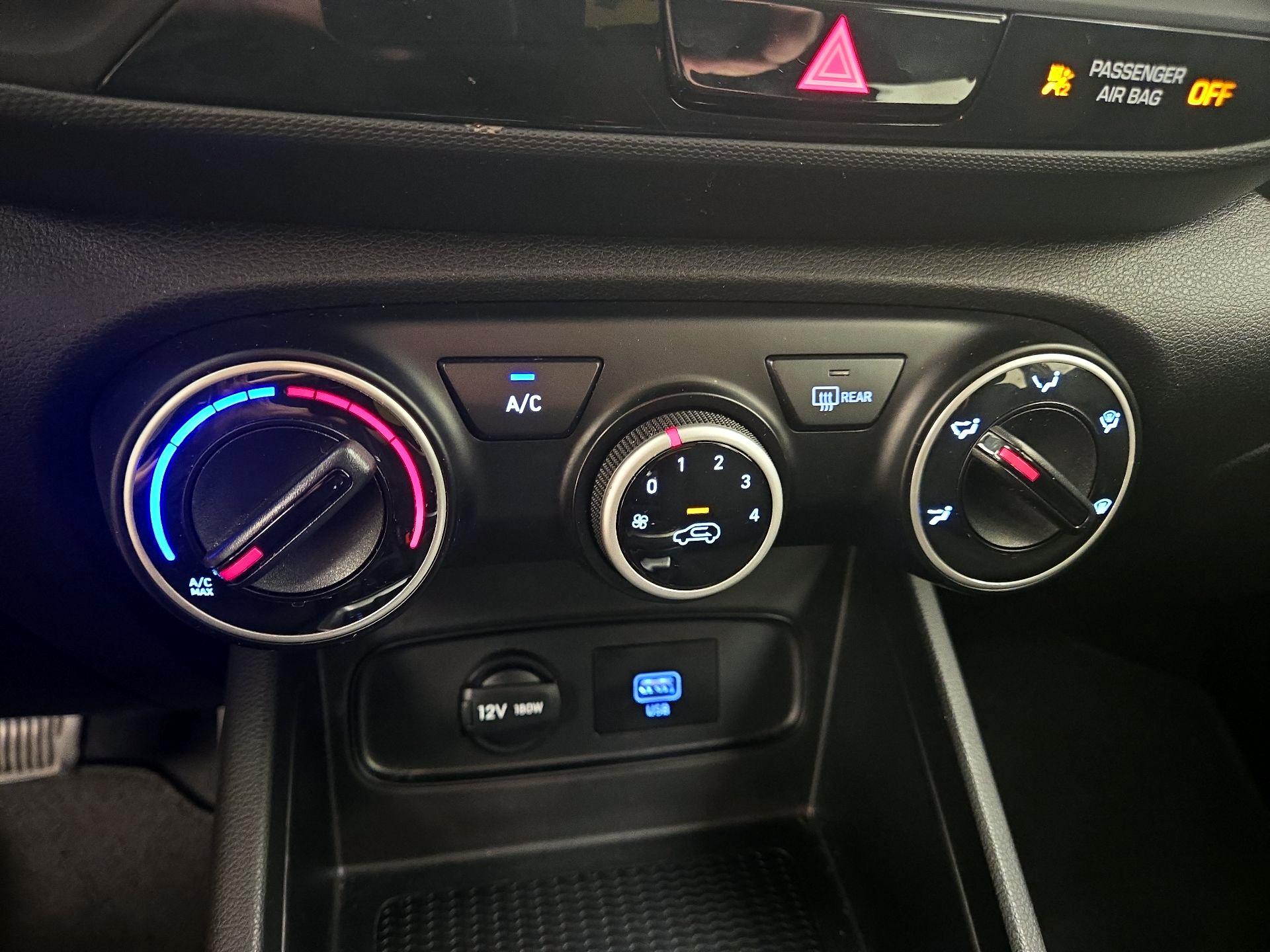 Thumbnail: 2021 Hyundai Venue - 16