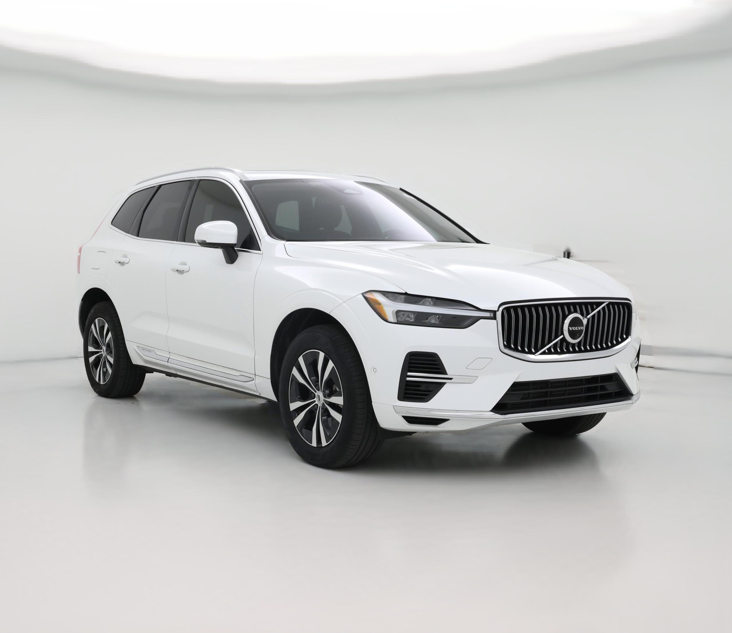Thumbnail: 2022 Volvo XC60 - 1
