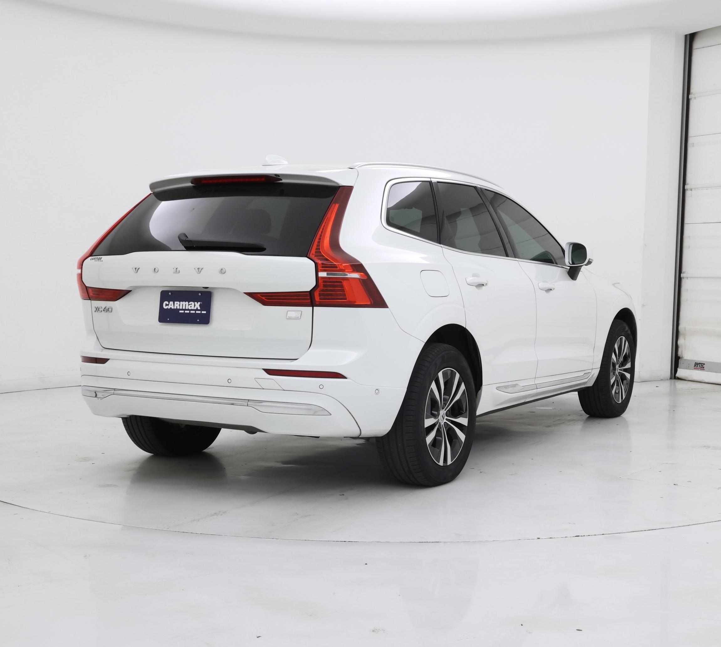 Thumbnail: 2022 Volvo XC60 - 8