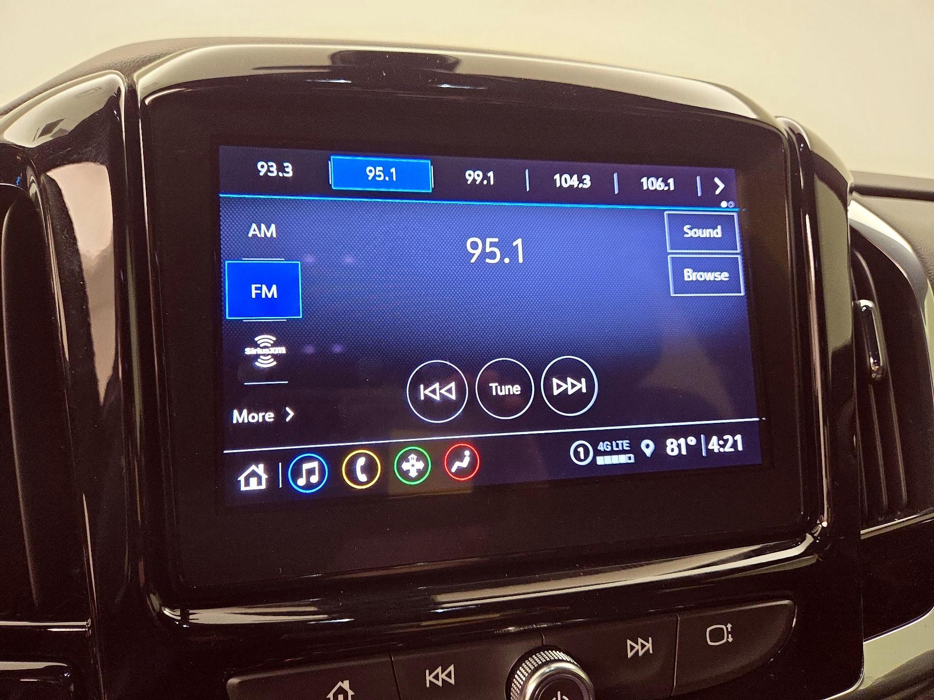 Thumbnail: 2023 Chevrolet Traverse - 15