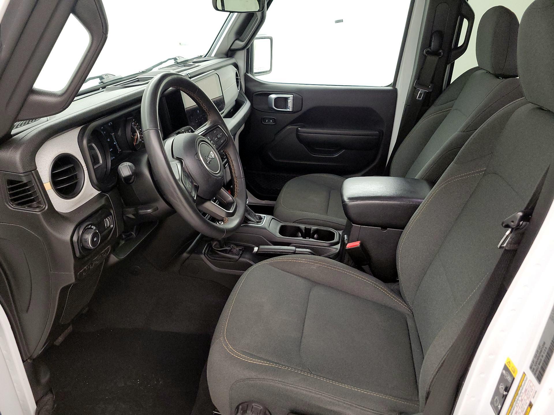 Thumbnail: 2024 Jeep Wrangler - 11