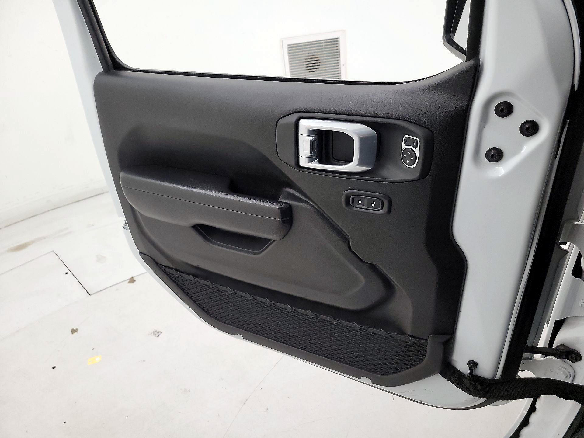 Thumbnail: 2024 Jeep Wrangler - 12