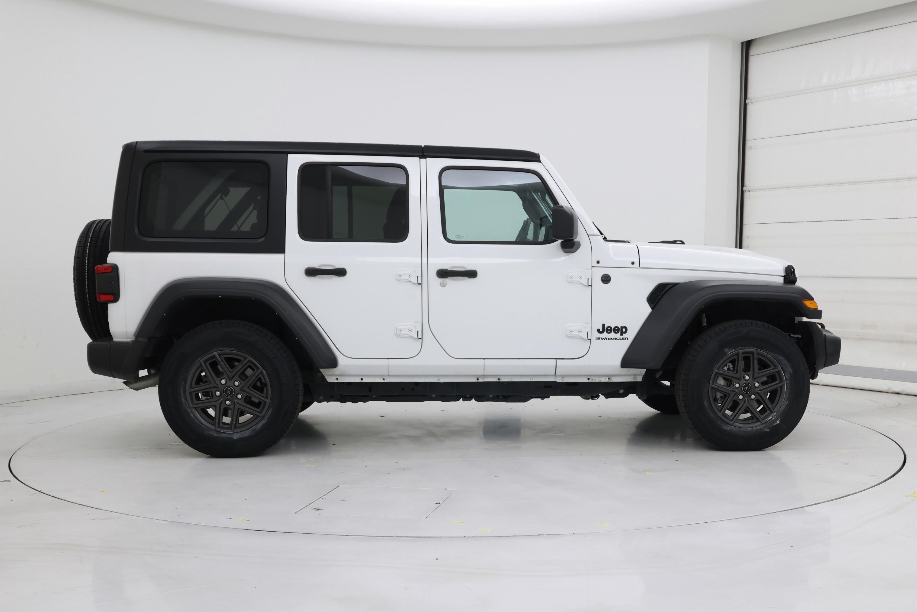 Thumbnail: 2024 Jeep Wrangler - 7