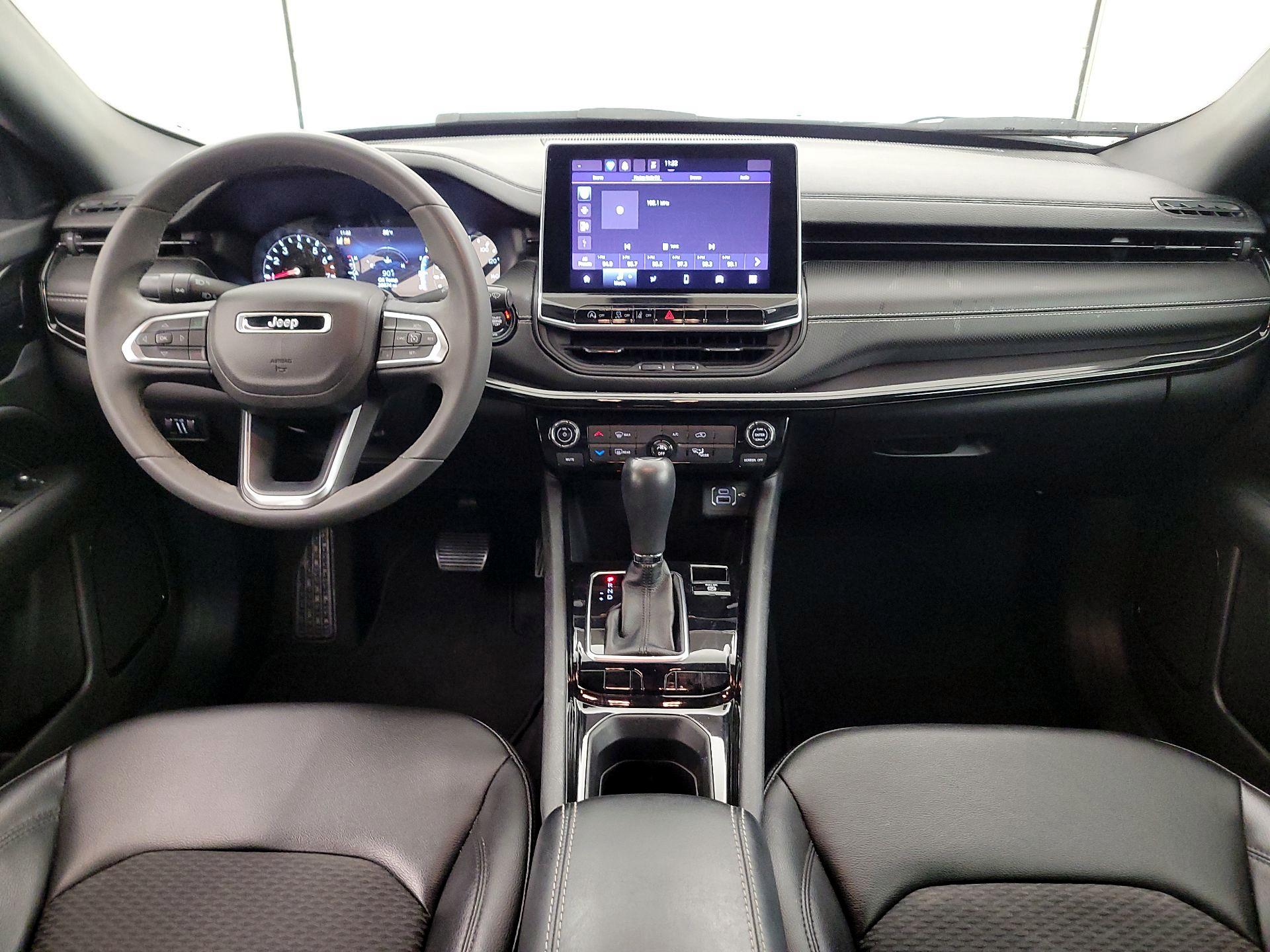 Thumbnail: 2022 Jeep Compass - 9