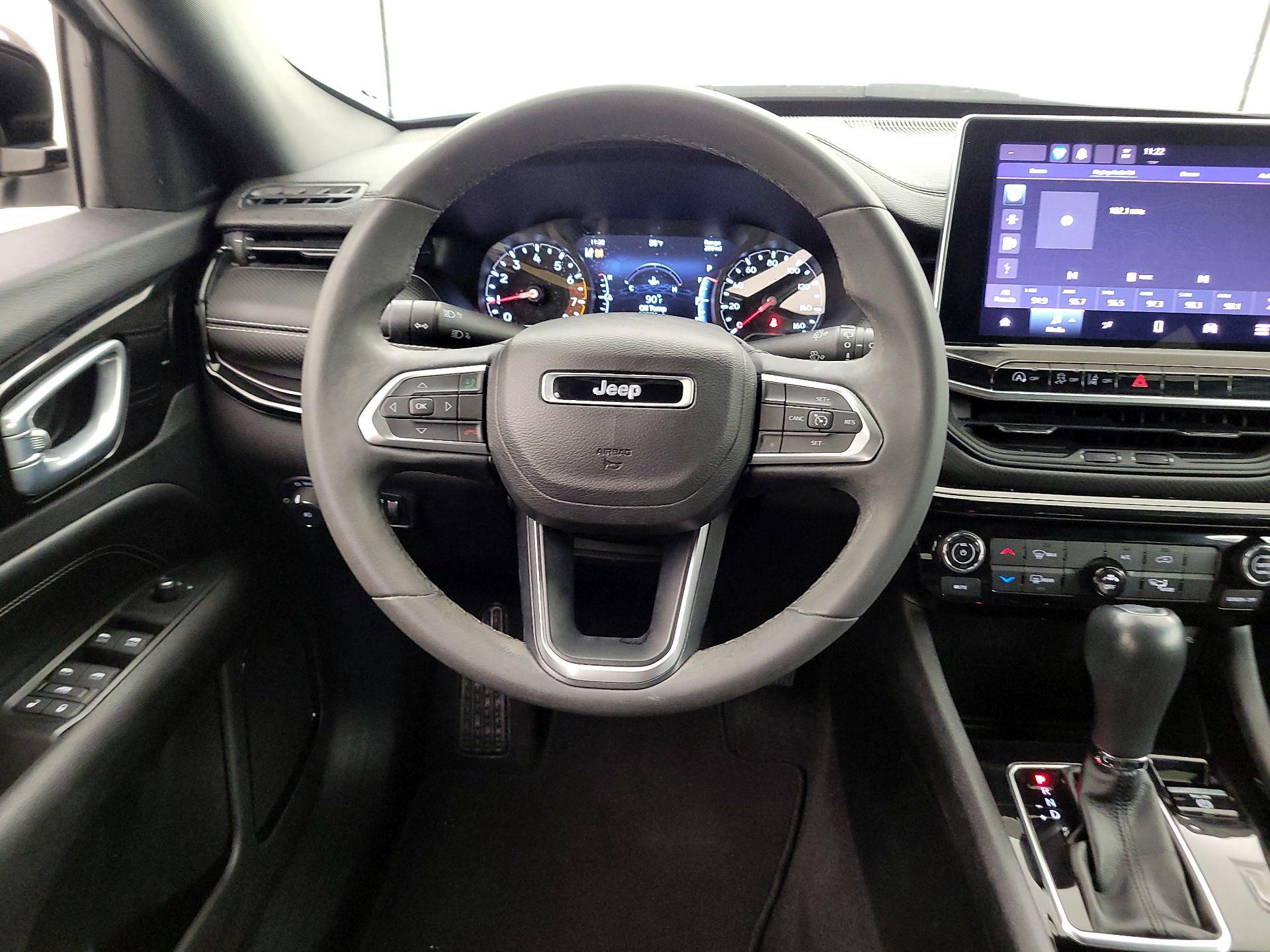 Thumbnail: 2022 Jeep Compass - 10