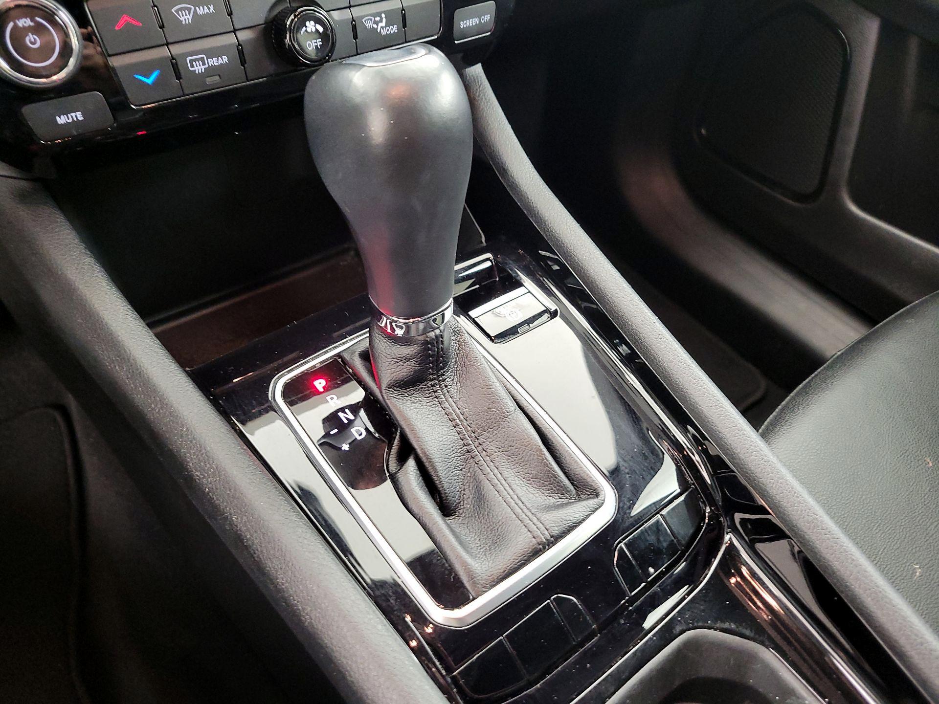 Thumbnail: 2022 Jeep Compass - 17