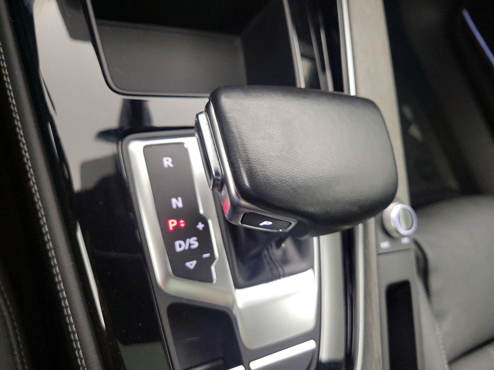 Thumbnail: 2020 Audi A4 - 18