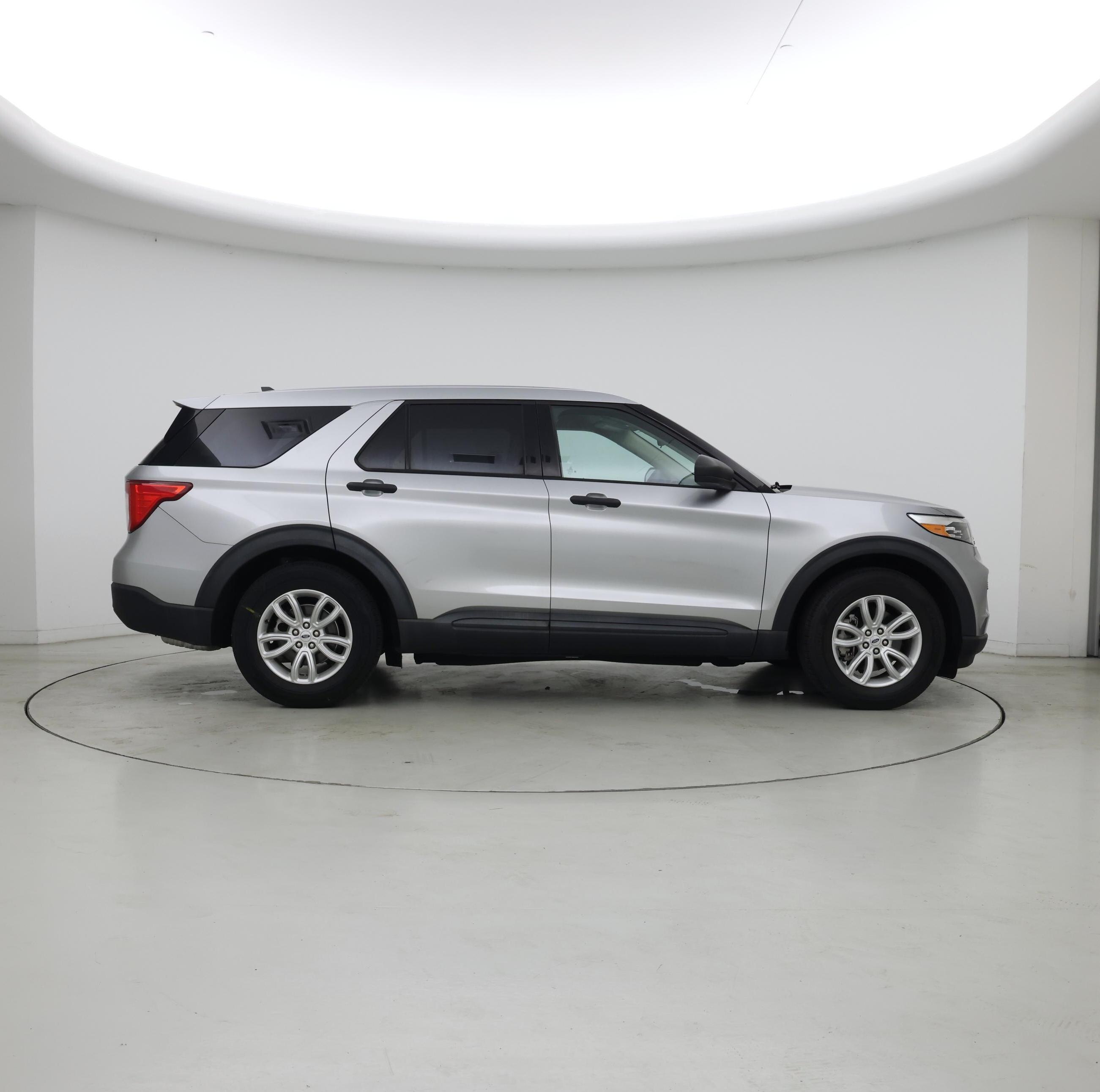 Thumbnail: 2021 Ford Explorer - 7
