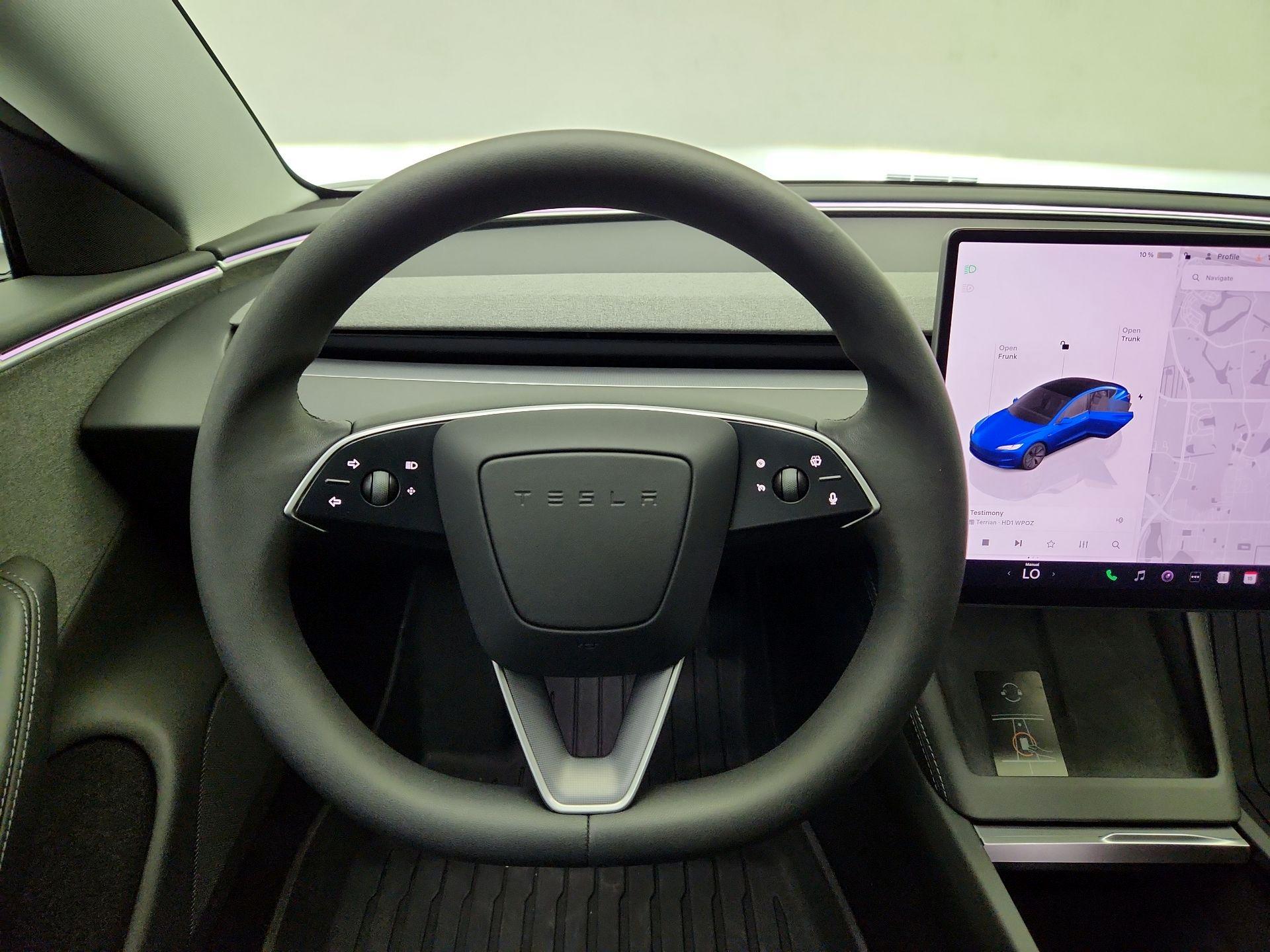 Thumbnail: 2025 Tesla Model 3 - 10