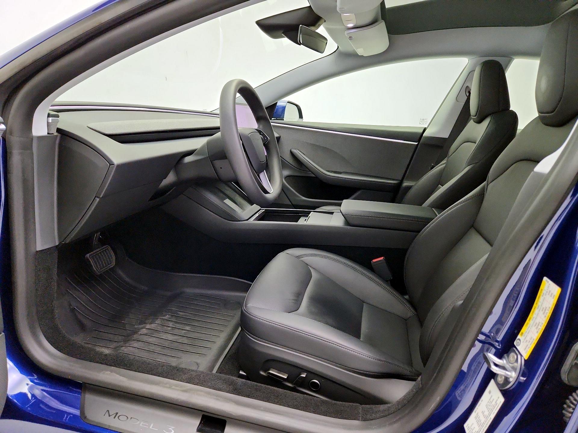 Thumbnail: 2025 Tesla Model 3 - 11