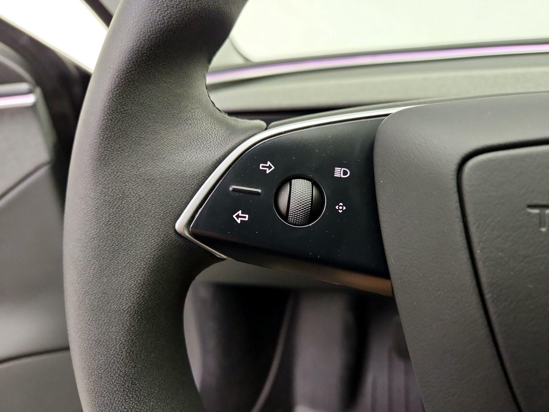 Thumbnail: 2025 Tesla Model 3 - 13