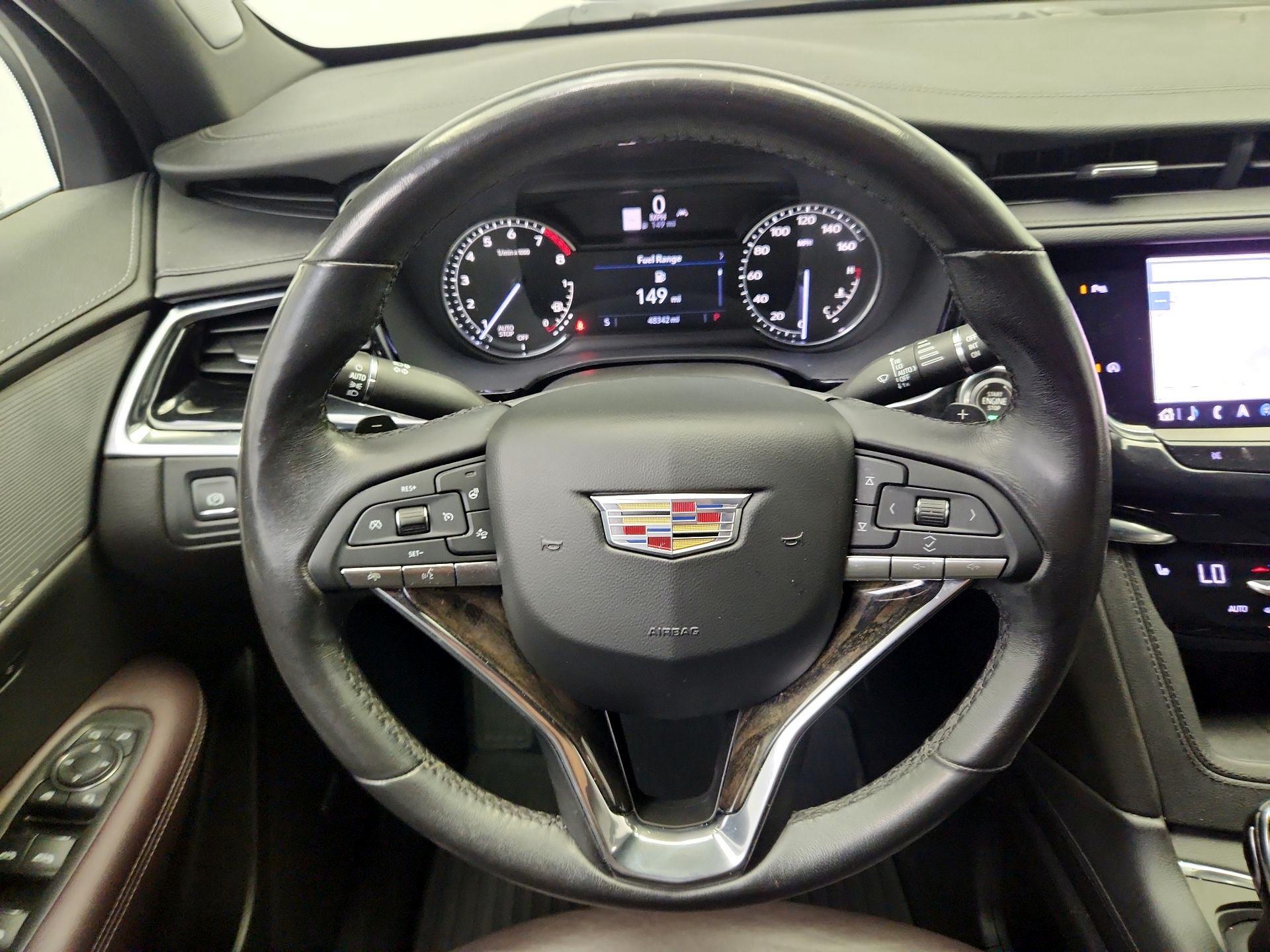 Thumbnail: 2021 Cadillac XT6 - 10