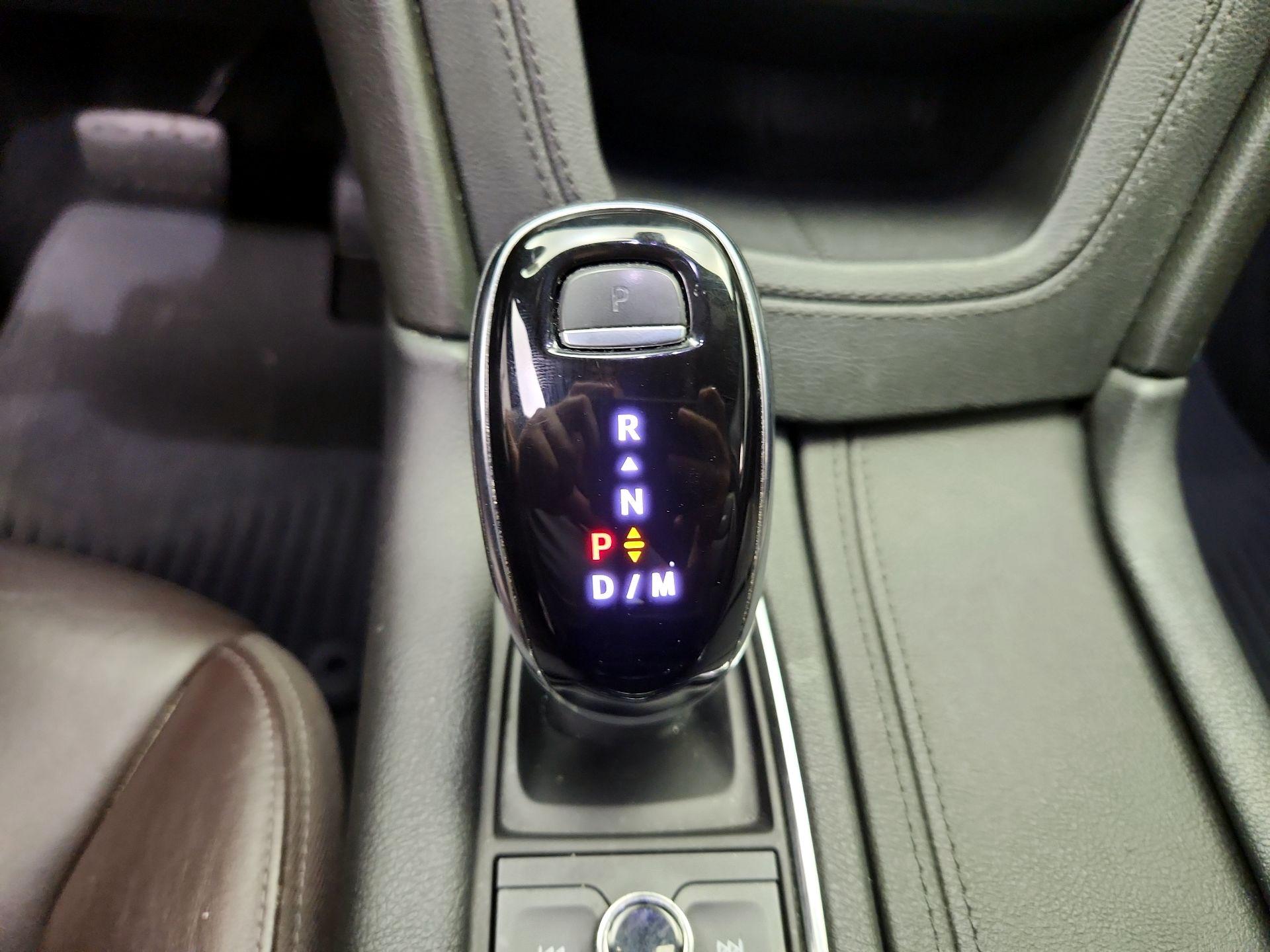 Thumbnail: 2021 Cadillac XT6 - 18