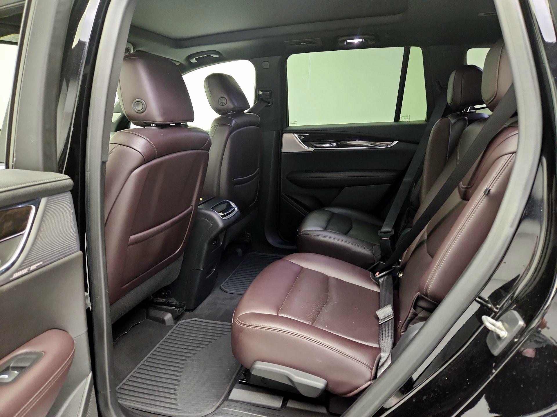 Thumbnail: 2021 Cadillac XT6 - 20